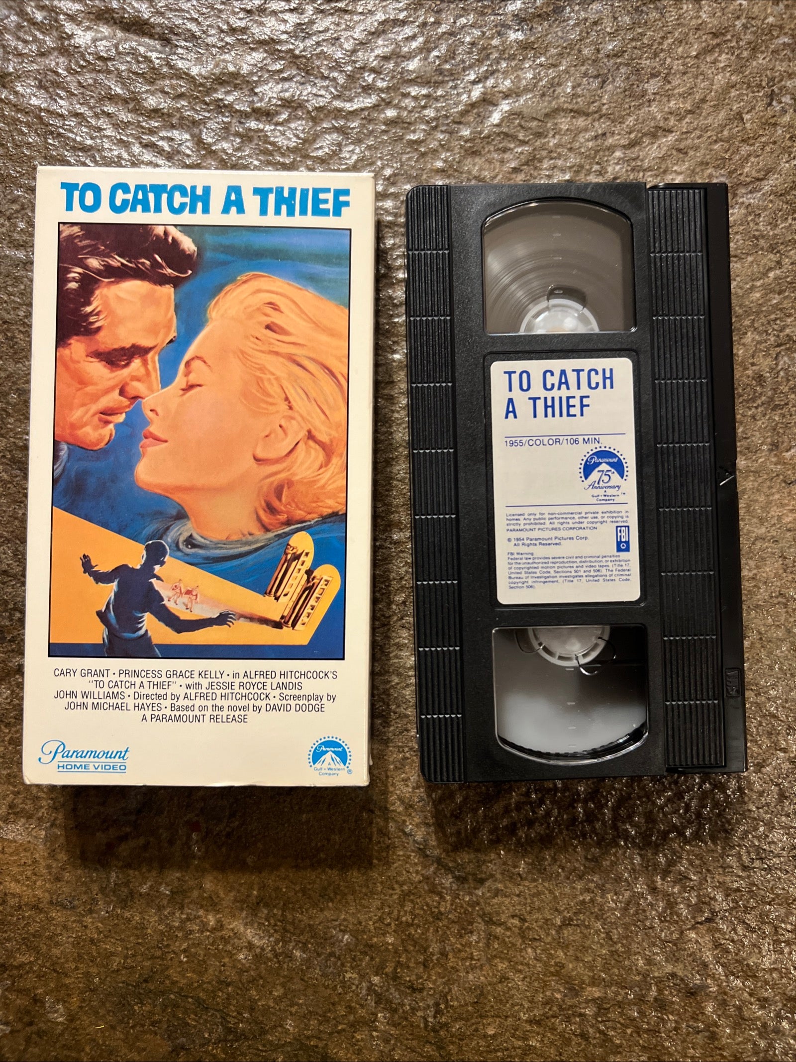 To Catch a Thief ( VHS 1955 ) Crime / Romance [PG] Alfred Hitchcock