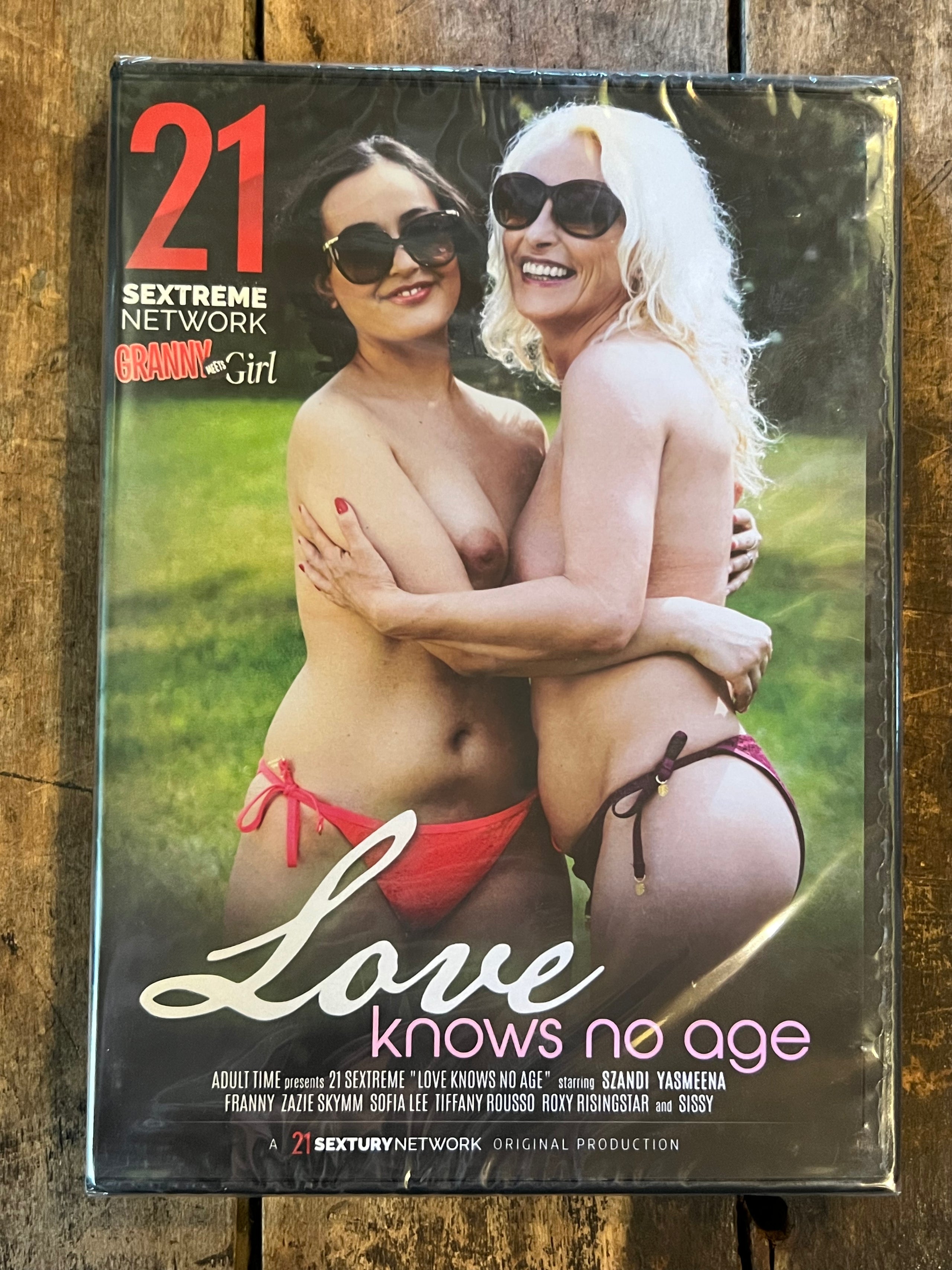 Love Knows No Age - DVD 2022 - 21Sextury