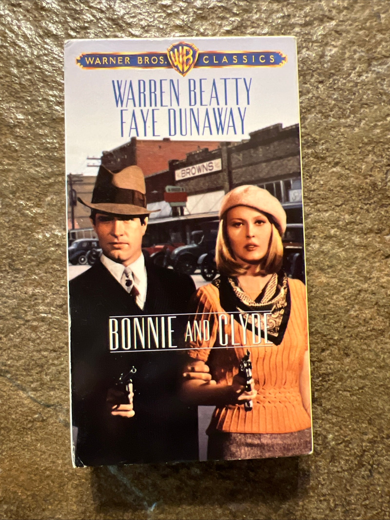 Bonnie and Clyde ( VHS 1967 ) Crime / Romance [R]