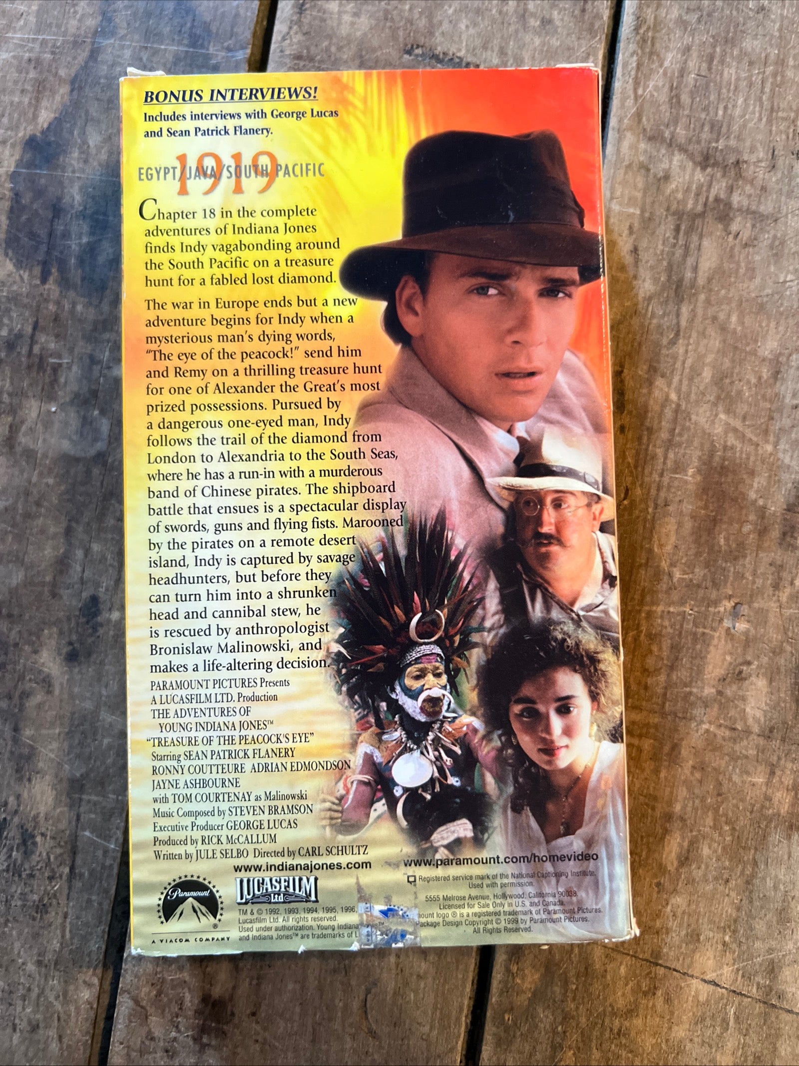 The Adventures Of Young Indiana Jones : Treasure Of The Peacocks Eye( VHS 1995 )