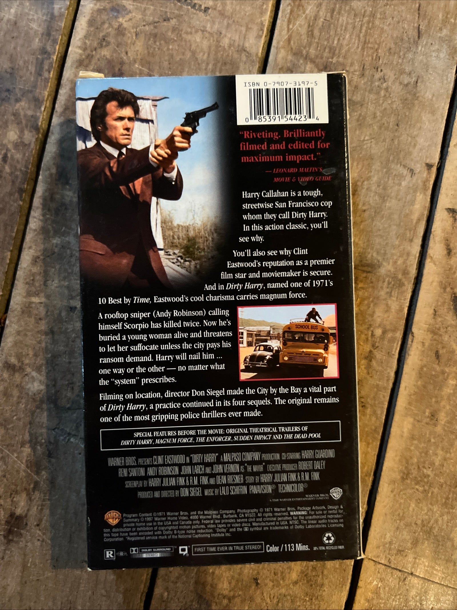 Dirty Harry ( VHS 1971 ) Action / Crime [R] Starring Clint Eastwood
