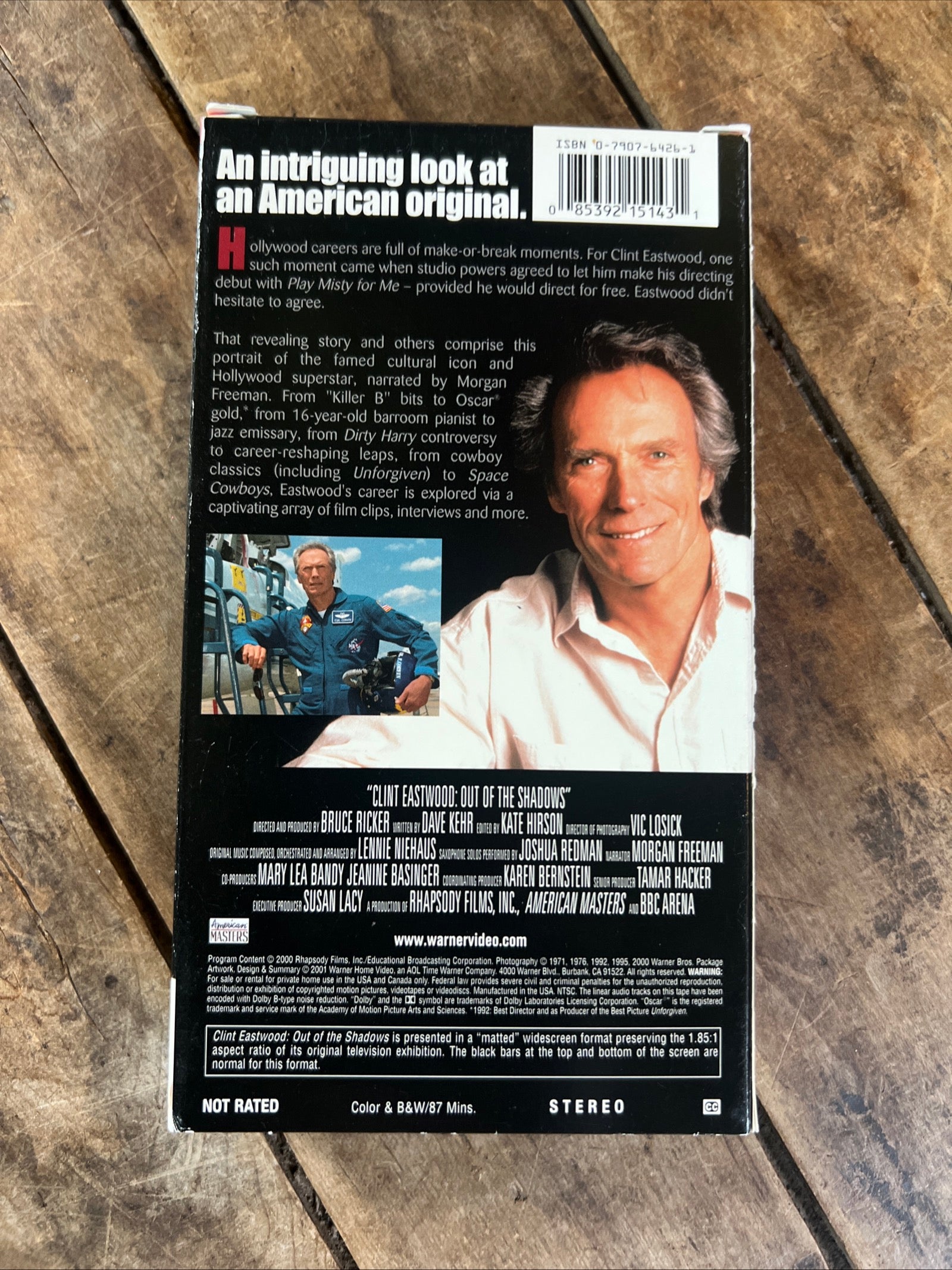 Clint Eastwood: Out Of The Shadows ( VHS )