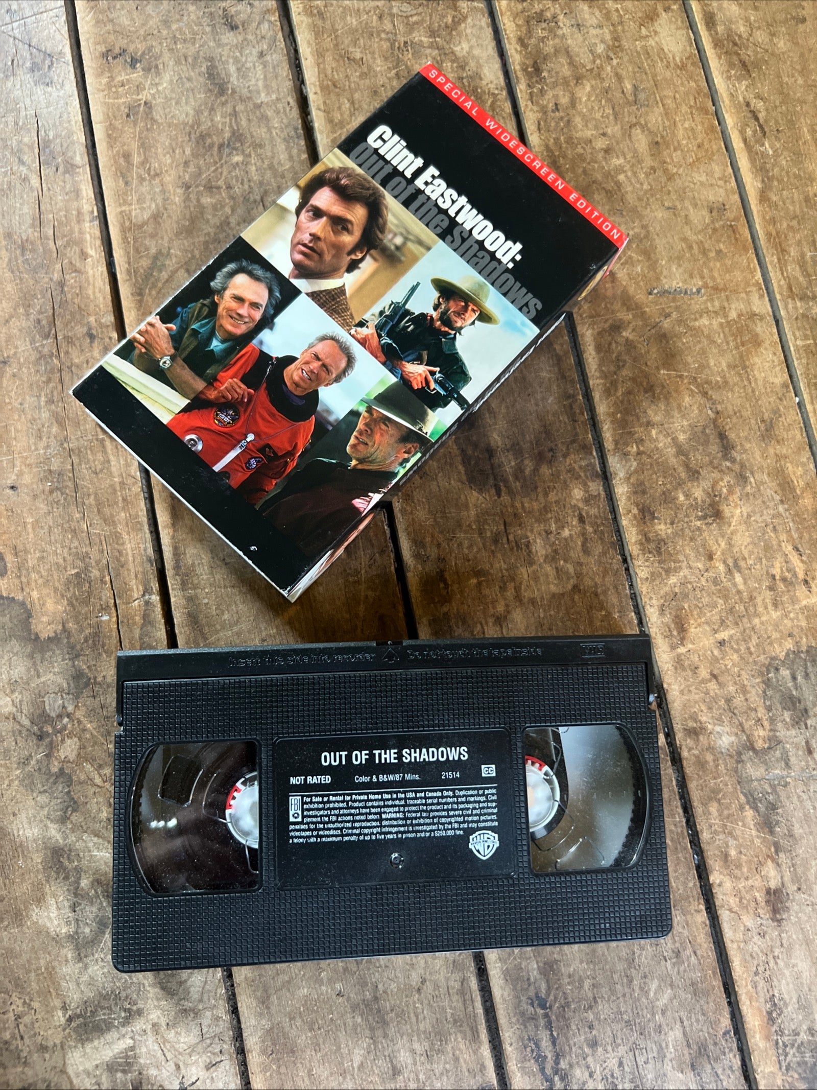 Clint Eastwood: Out Of The Shadows ( VHS )