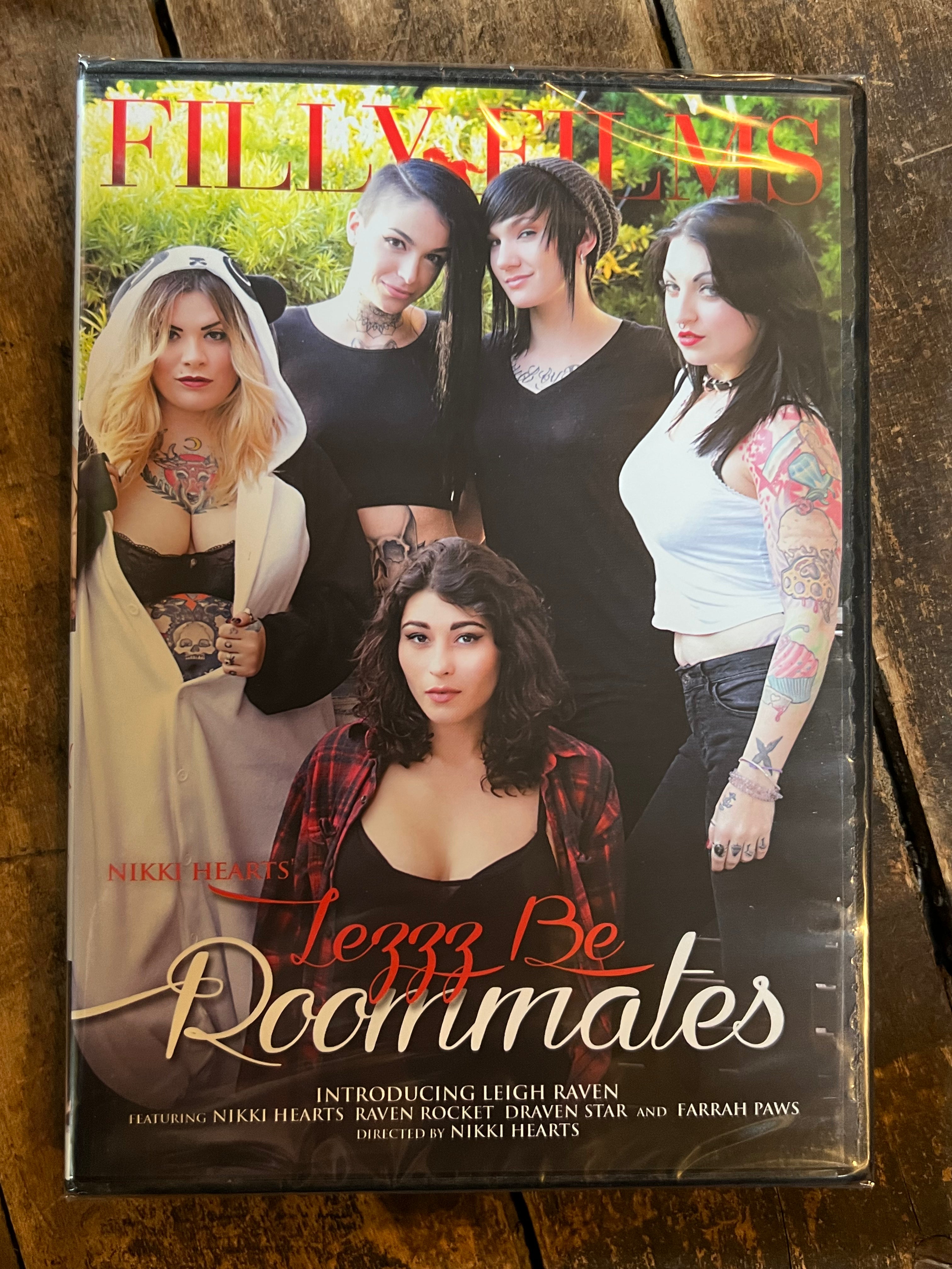 Nikki Hearts Lezzz Be Roommates - DVD 2016 - Filly Films