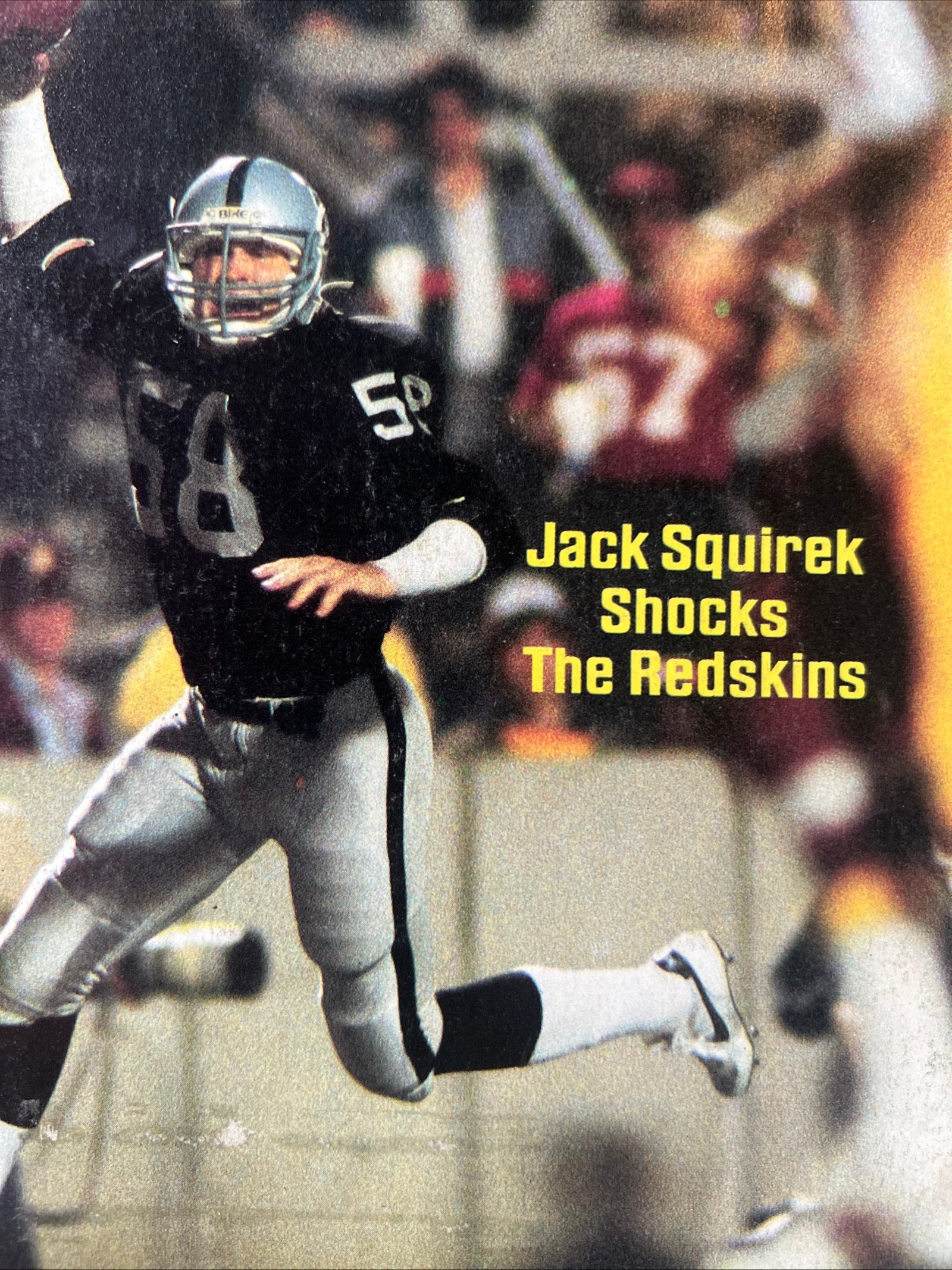 Sports Illustrated Magazine - January 1984 - NFL Raiders - Jack Squirek
