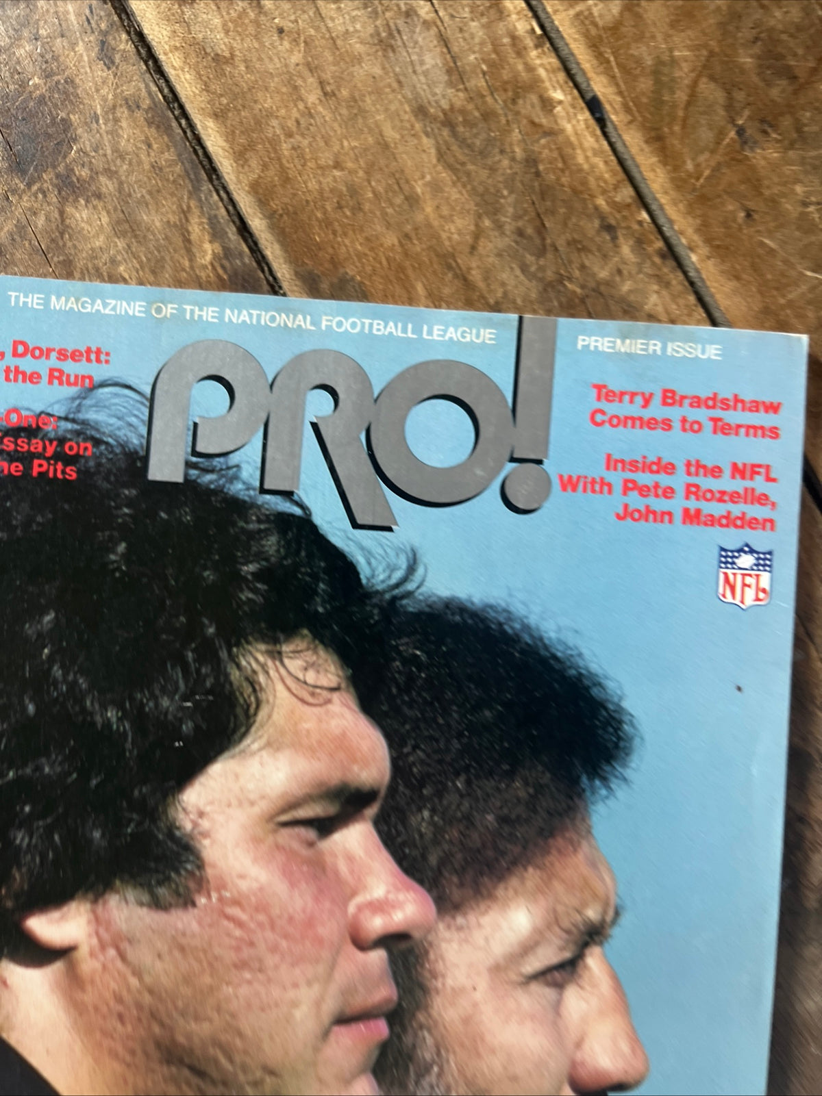 PRO! Magazine - PREMIER ISSUE - August 1981 ( Volume 1, No. 1 ) - NFL Raiders - Jim Plunkett & Tom Flores