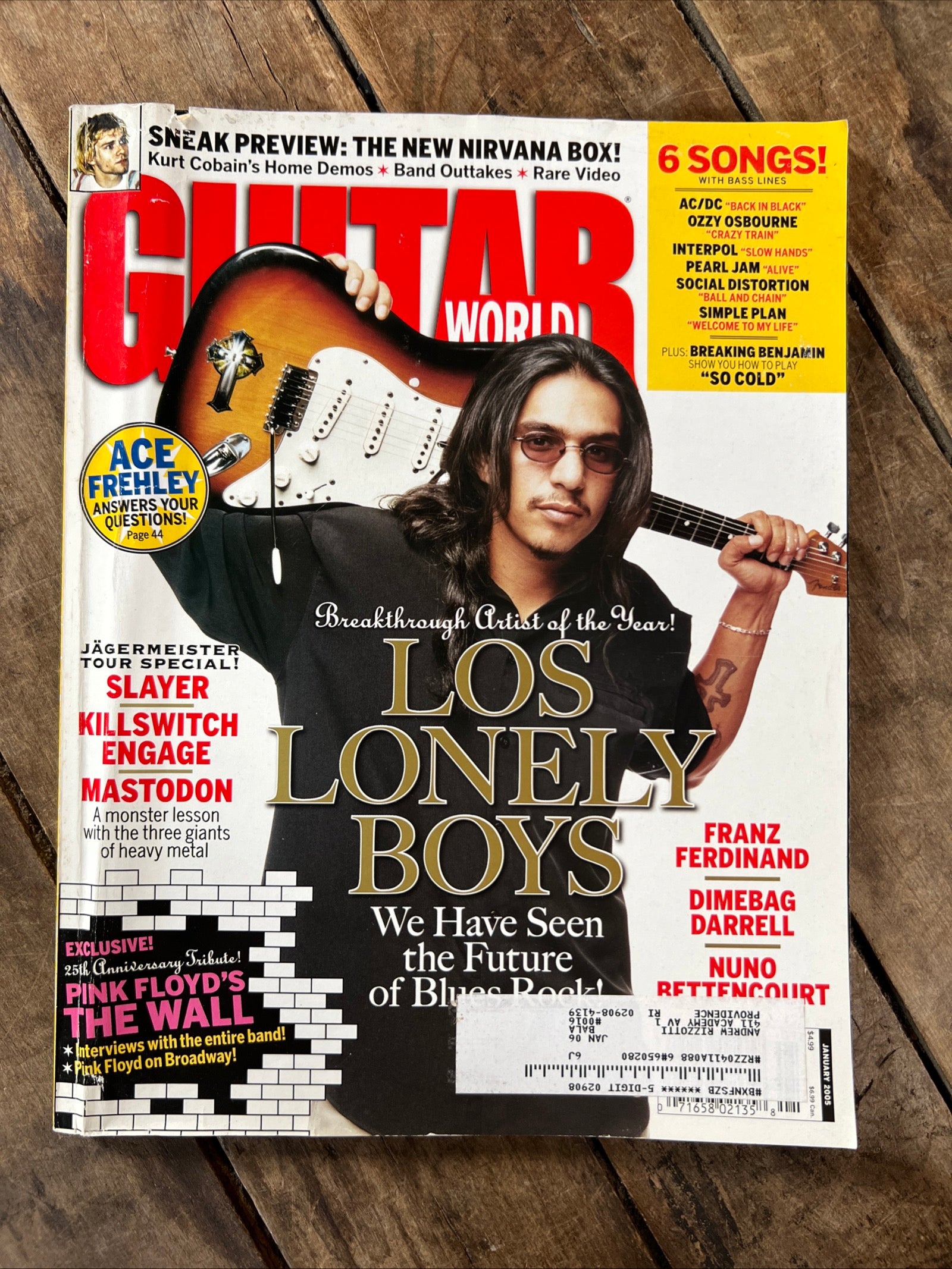 Guitar World Magazine - January 2005 - Los Lonely Boys Cover & Pantera Centerfold