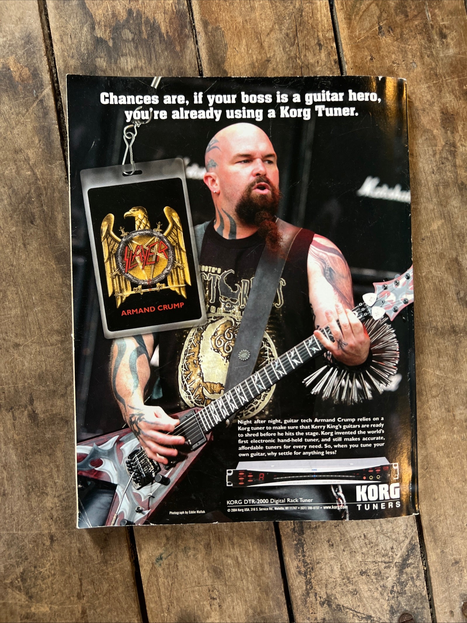 Guitar World Magazine - January 2005 - Los Lonely Boys Cover & Pantera Centerfold