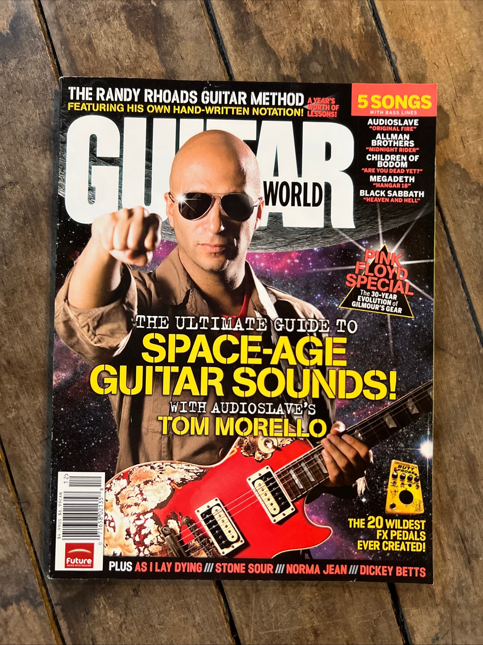 Guitar World Magazine - December 2006 - Audioslave’s Tom Morello