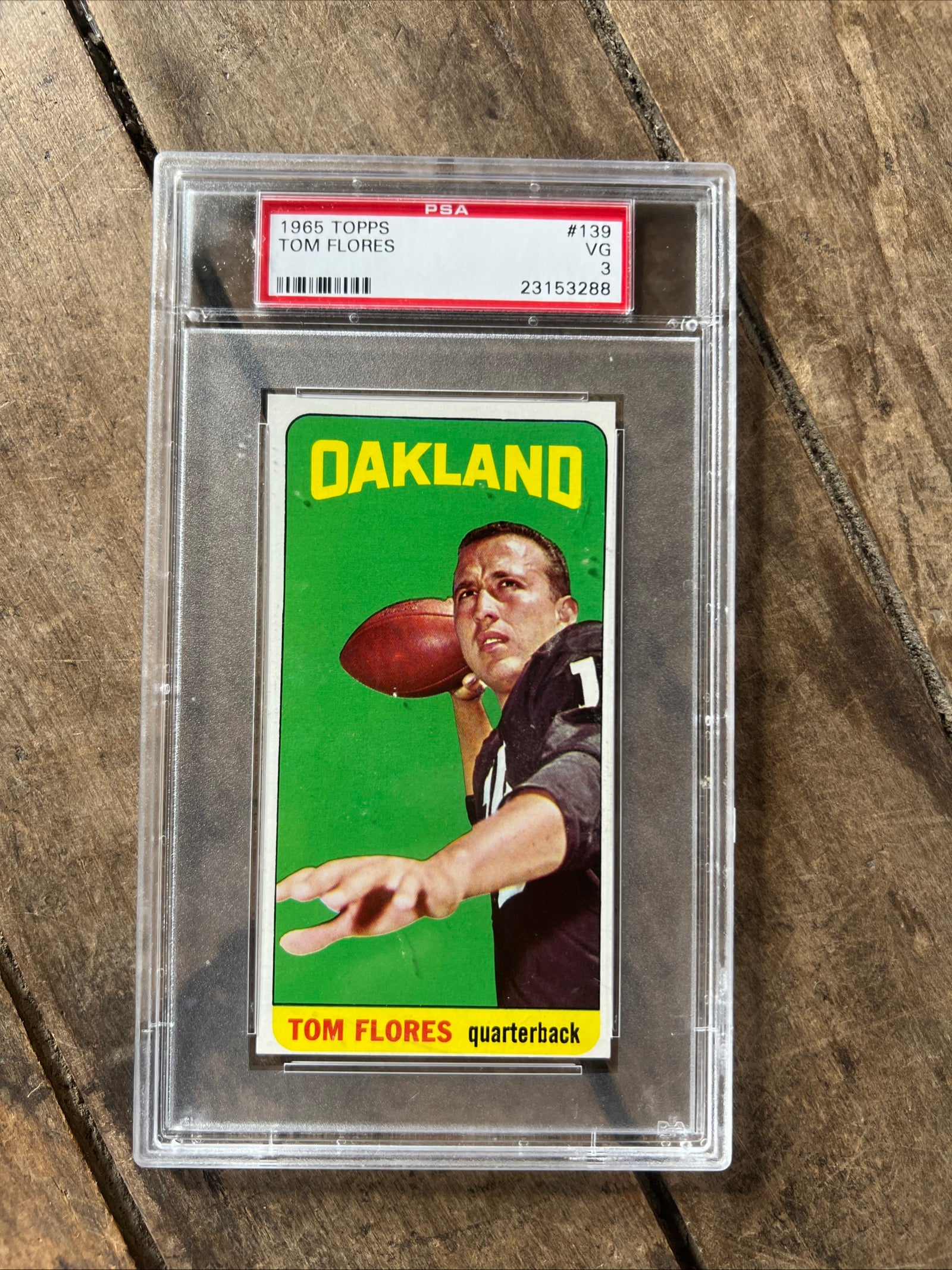 1965 Topps NFL Football Card - Tom Flores Oakland Raiders - PSA VG 3