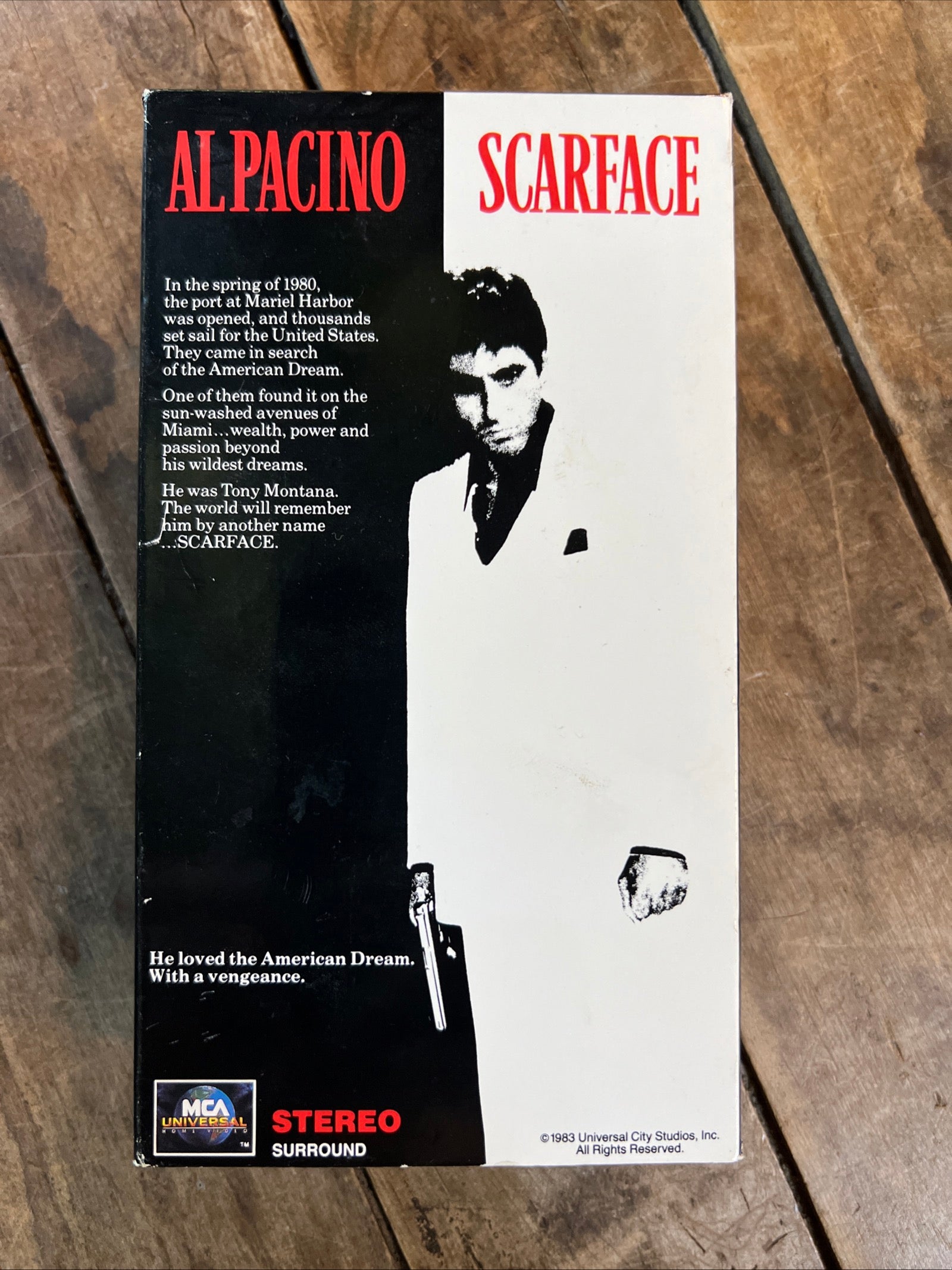 SCARFACE ( VHS 1983 ) Crime / Action [R] Starring - Al Pacino