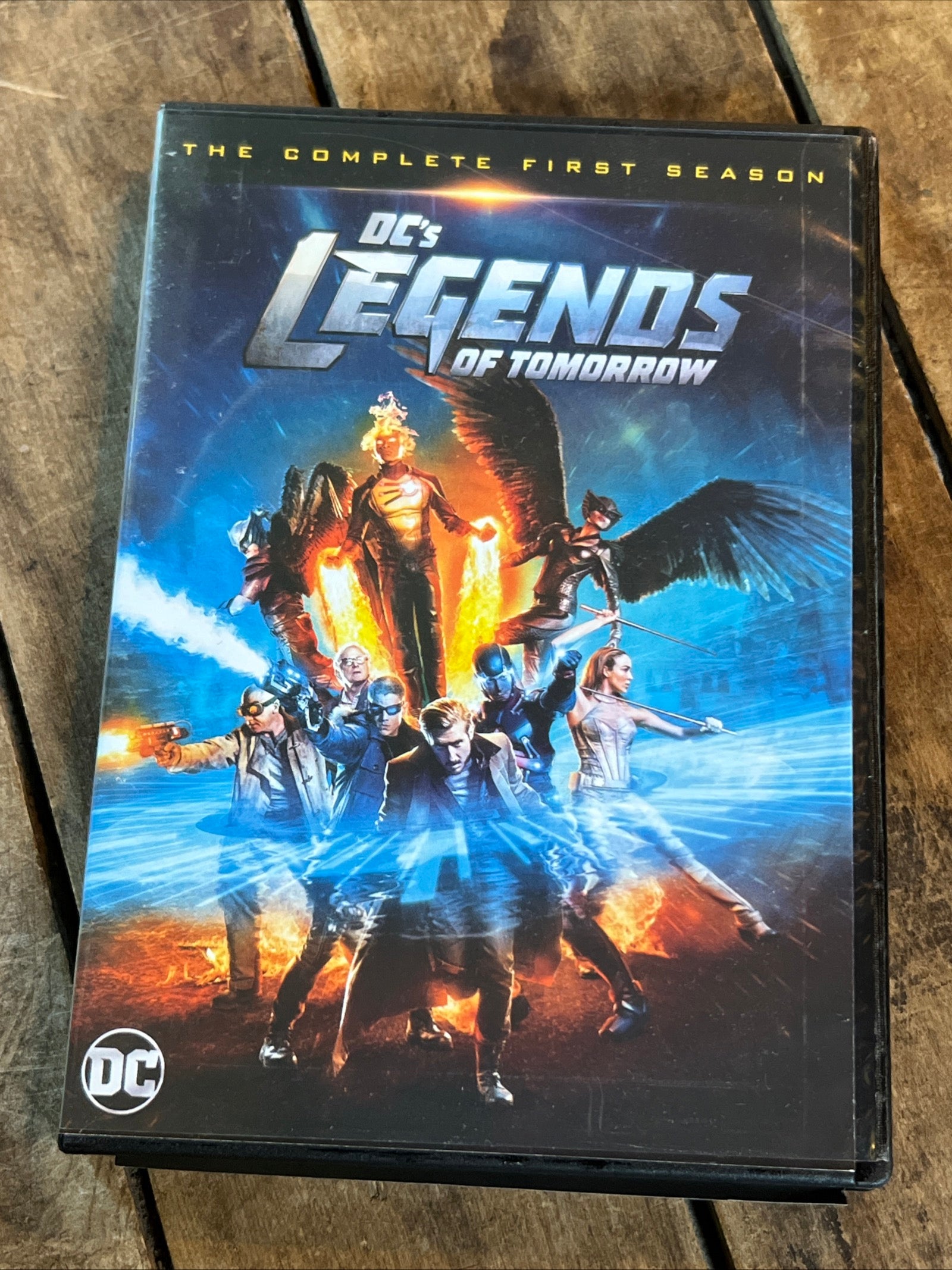DC’s Legends Of Tomorrow ( DVD 2016 ) Adventure [NR] Complete First Season