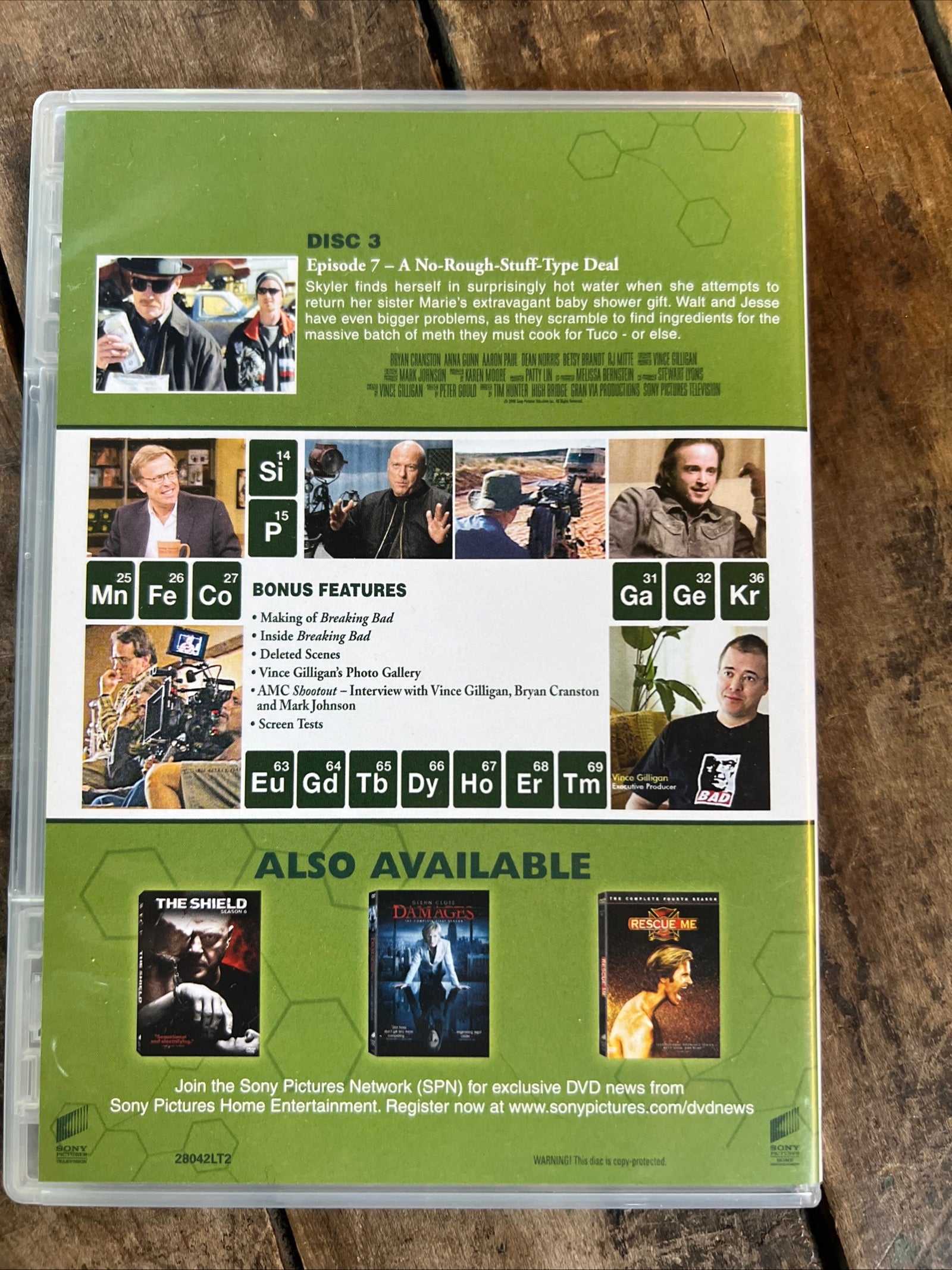 Breaking Bad ( DVD 2008 ) Drama [NR] Complete First Season
