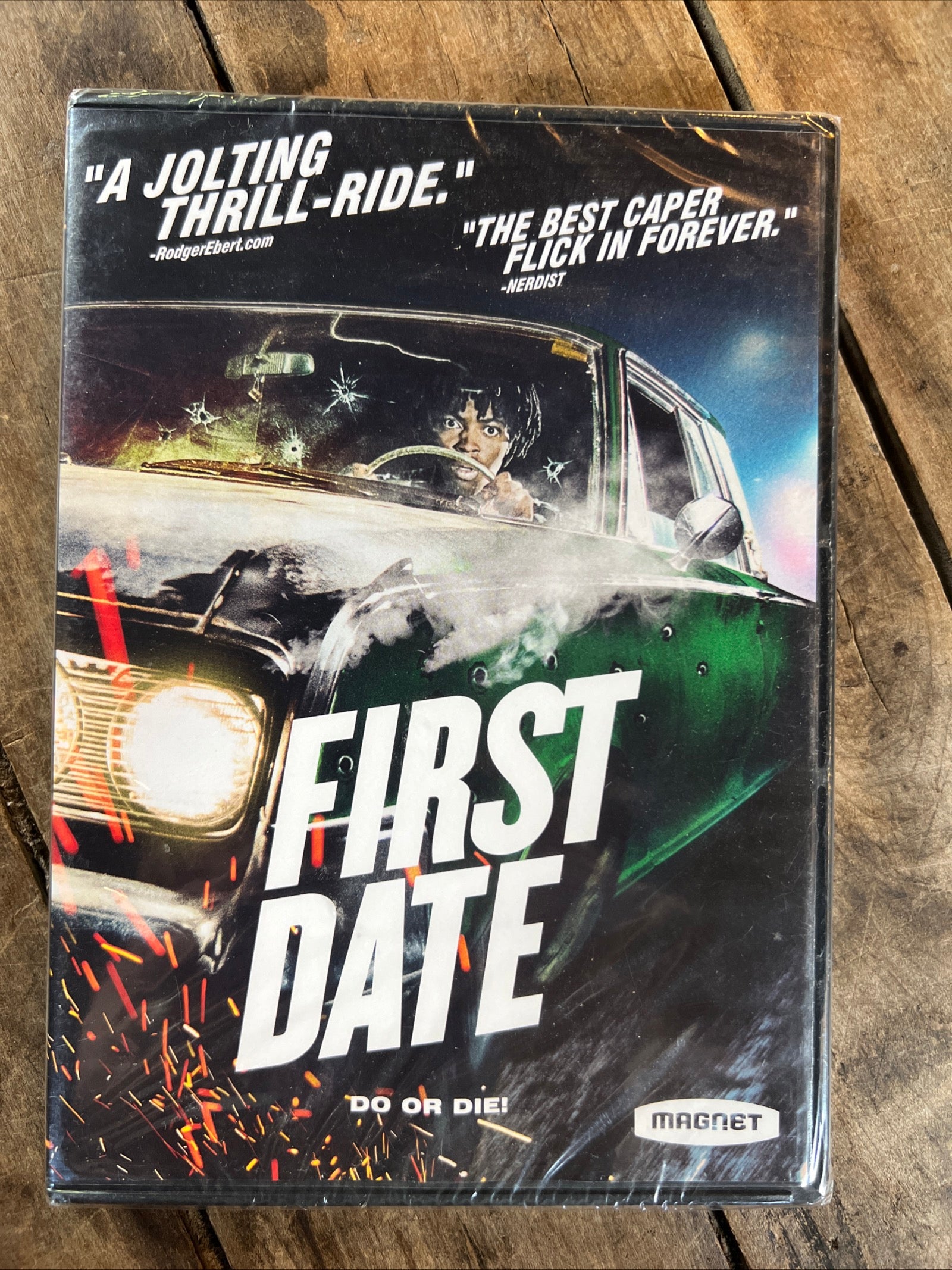 First Date ( DVD 2021 ) Comedy / Thriller [NR]