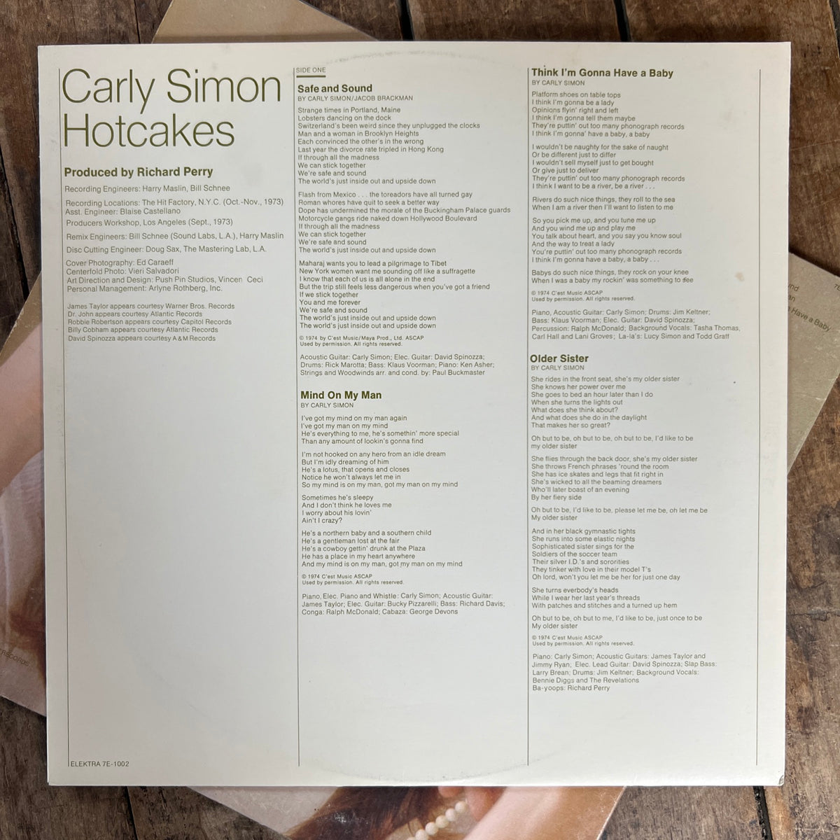 Carly Simon HOTCAKES - 1974 Elektra Records - LP Vinyl Album