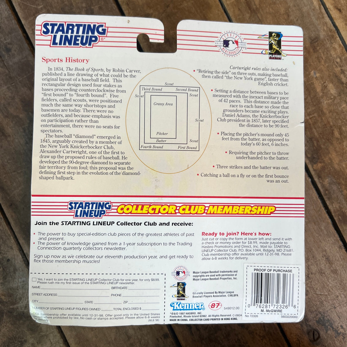 1998 Kenner Starting Lineup - Home Run History Record Breaker MLB St Louis Cardinals Mark McGwire Action Figure