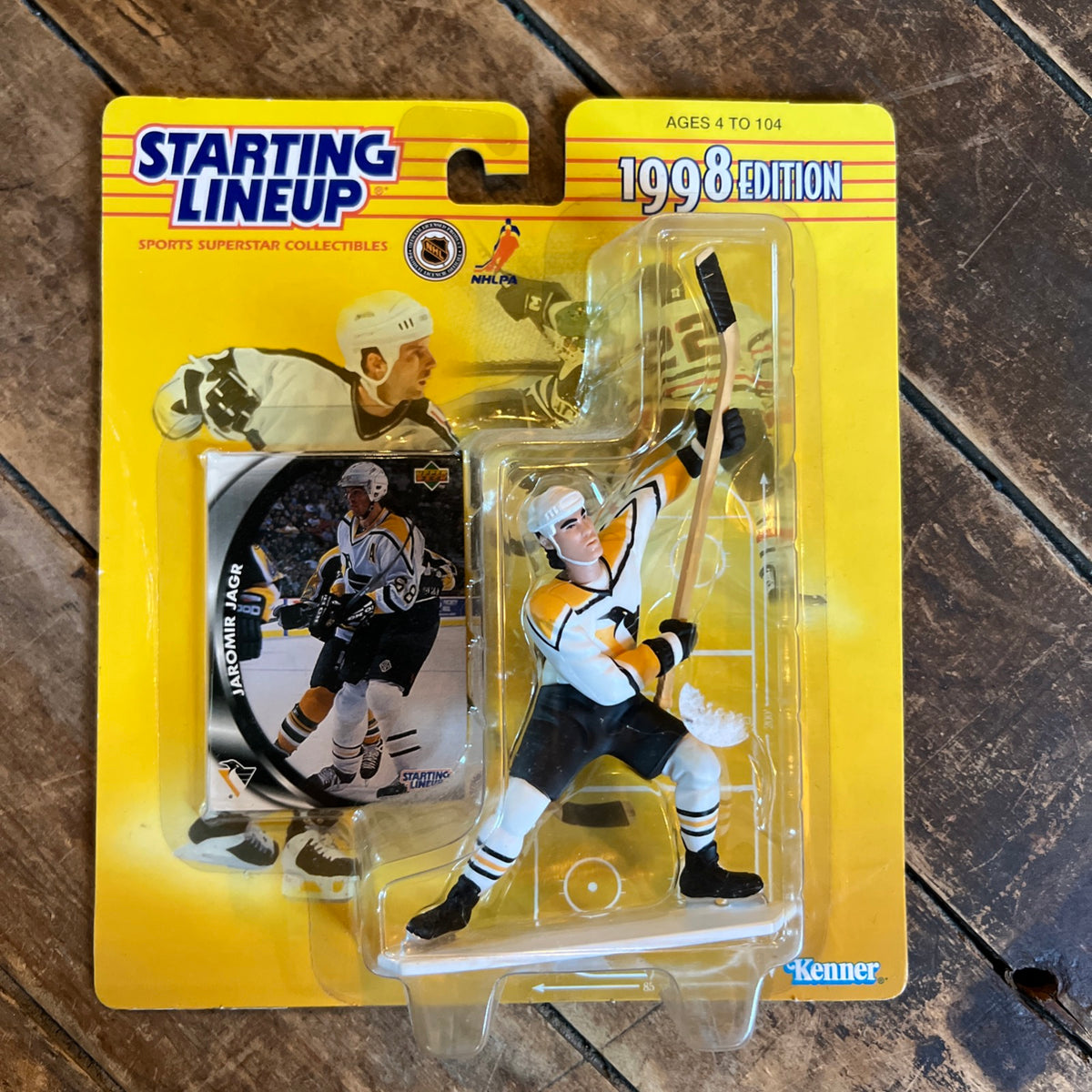 1998 Kenner Starting Lineup - NHL Pittsburgh Penguins Jaromir Jagr Action Figure