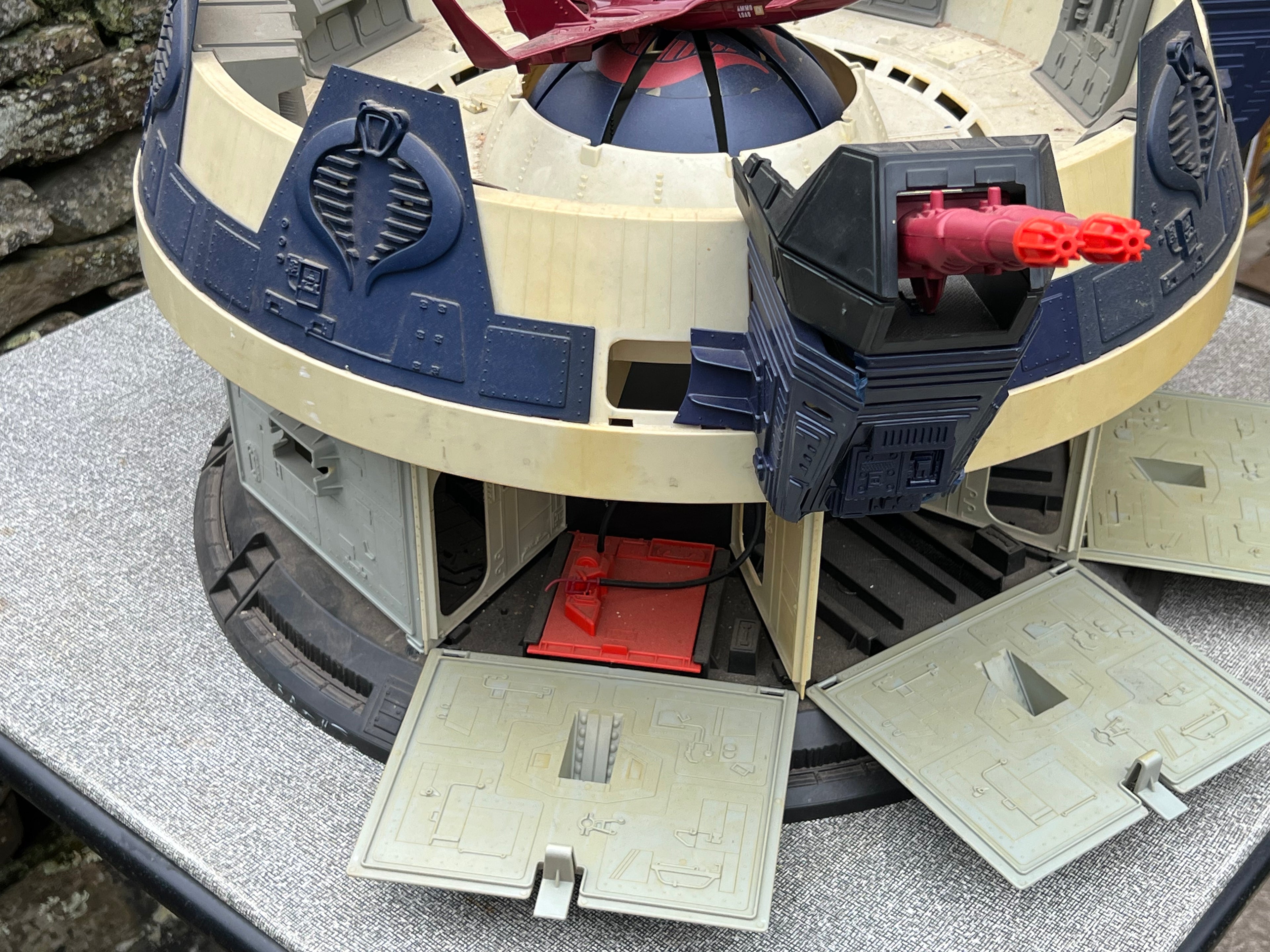 1986 Hasbro GI JOE- Cobra Terror Drome playset & Firebat with AVAC Jet