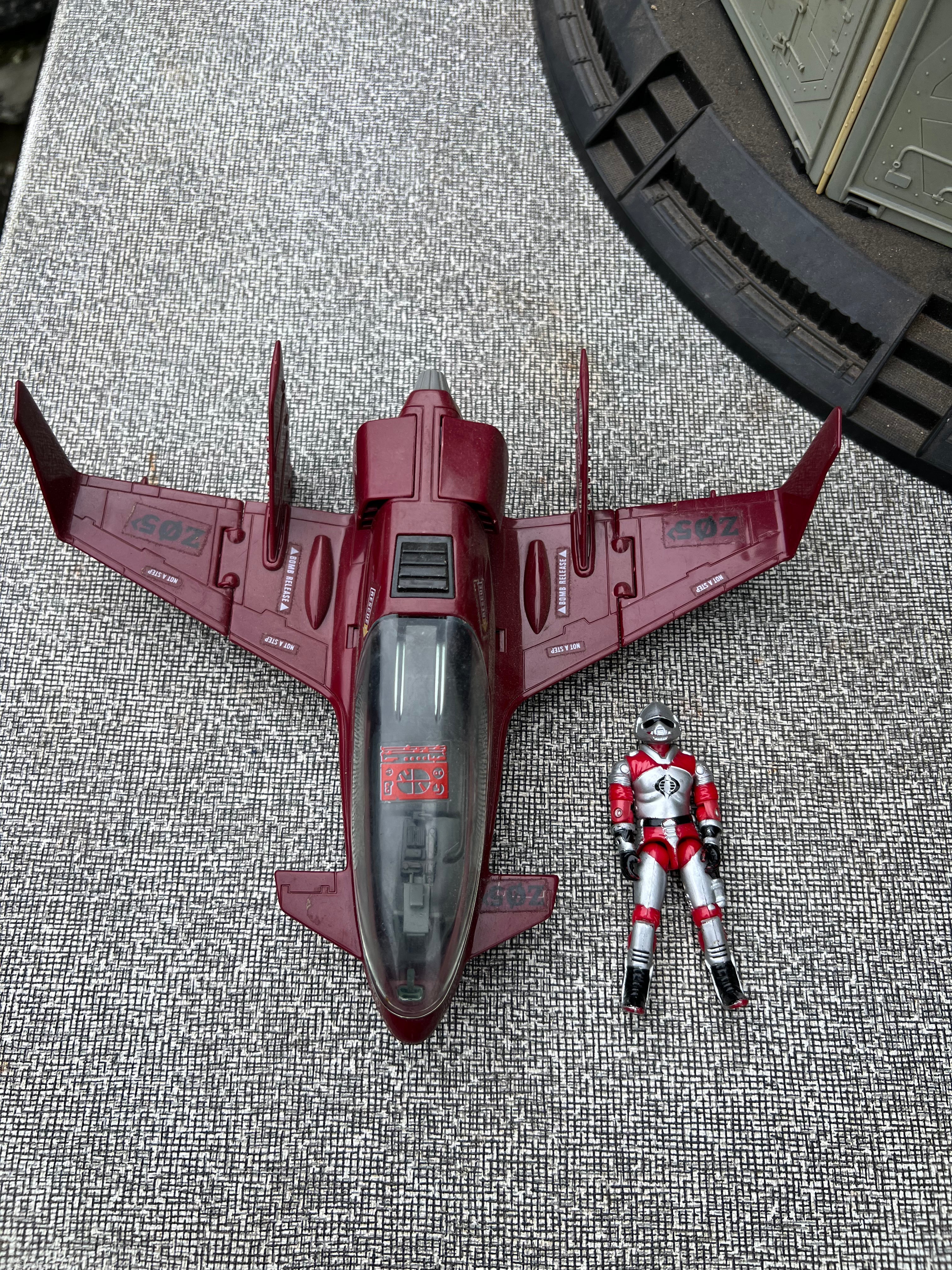 1986 Hasbro GI JOE- Cobra Terror Drome playset & Firebat with AVAC Jet