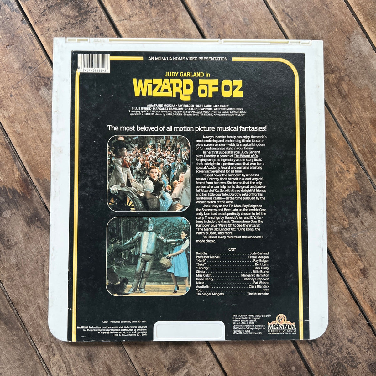 Wizard Of OZ ( LASERDISC 1939 ) Family /Musical [G]