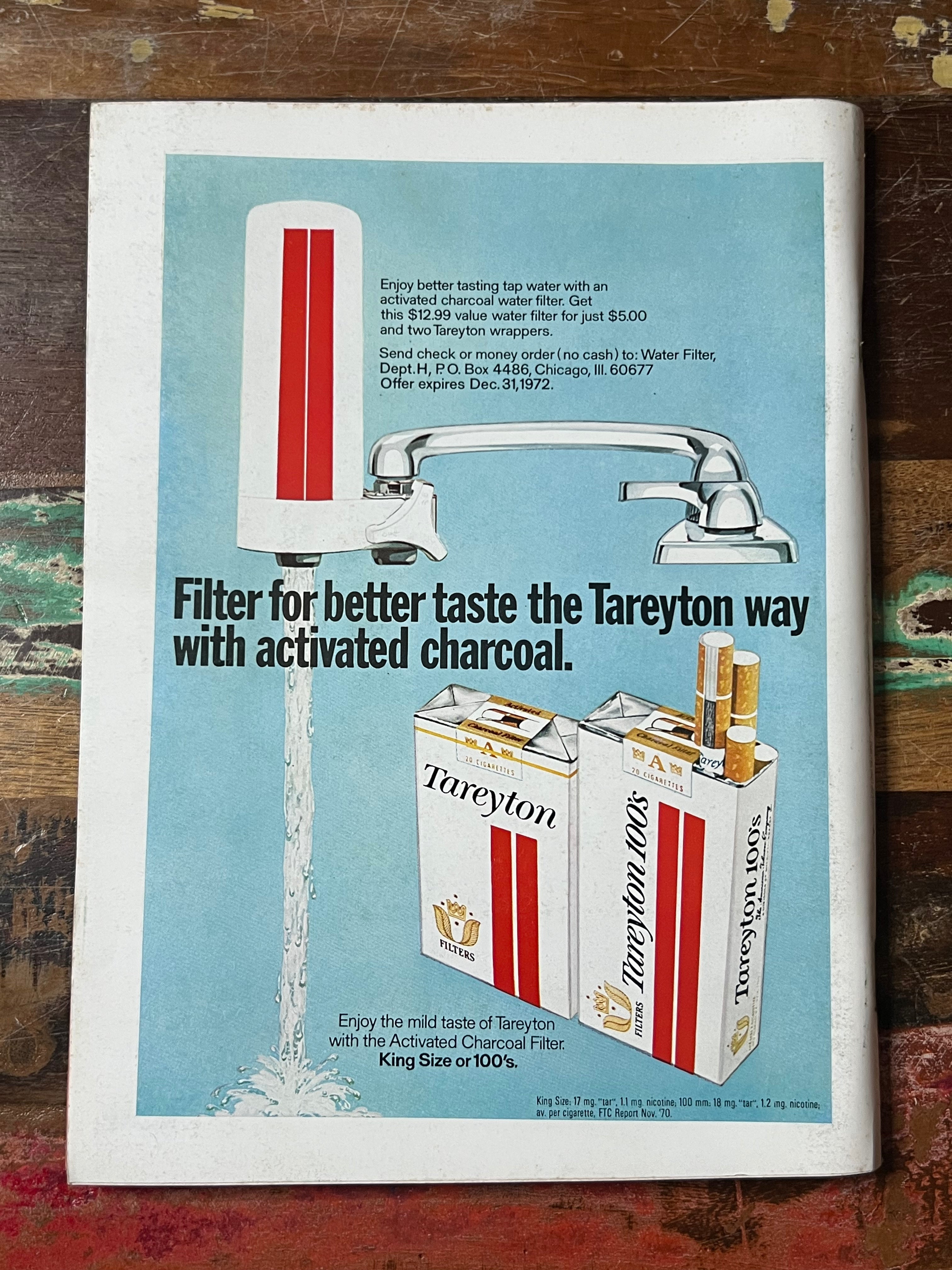 Playboy Magazine - November 1971 Issue - Entertainment For Men - Mens Magazine