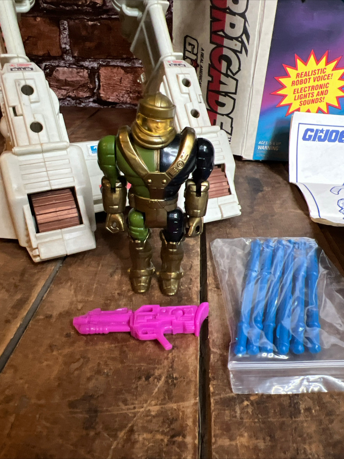 1993 Hasbro GI JOE- Star Brigade ARMOR-BOT & Hawk Action Figure - Original Box