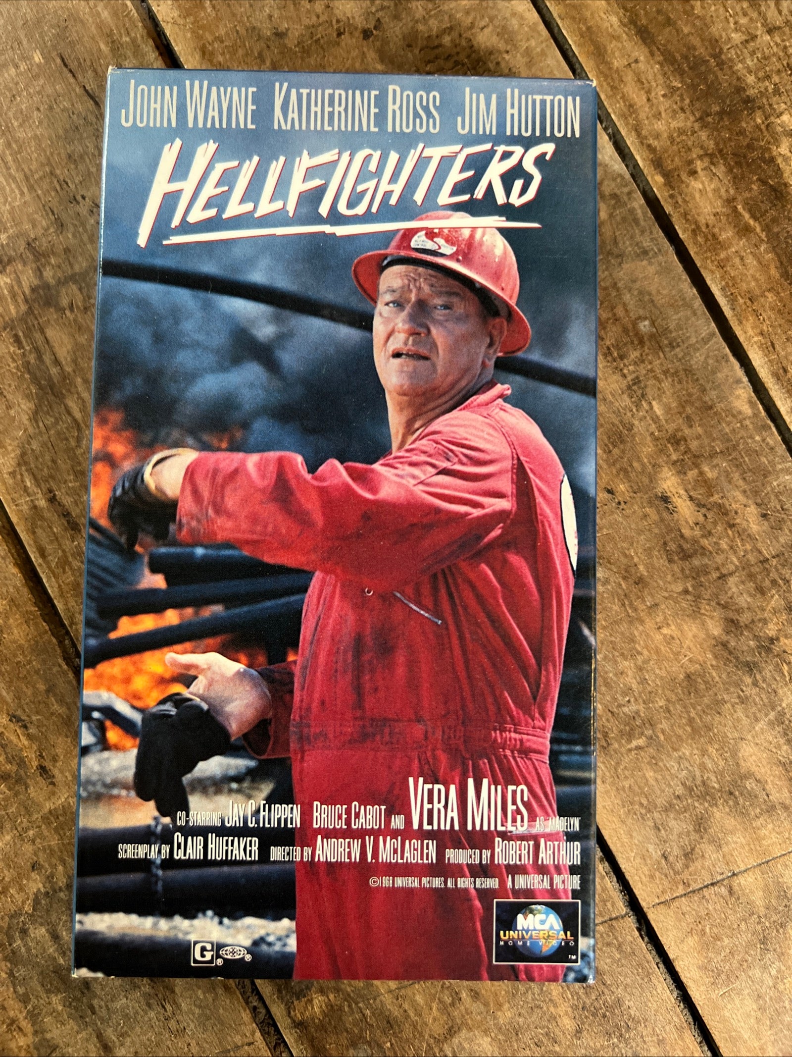 Hellfighters ( VHS 1968 ) Adventure / Action [G] Starring John Wayne