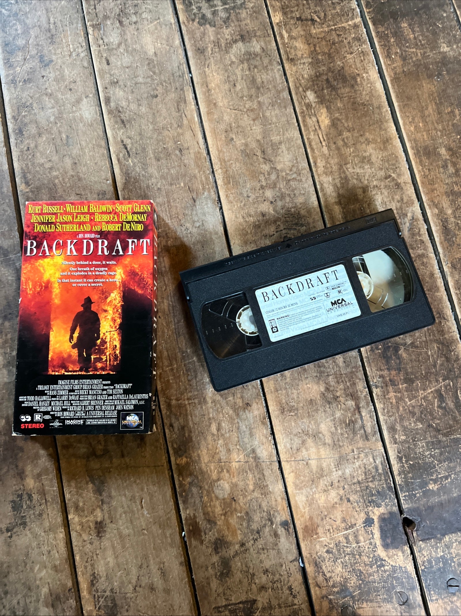 BACKDRAFT ( VHS 1991 ) Thriller / Adventure [R] Starring Kurt Russell