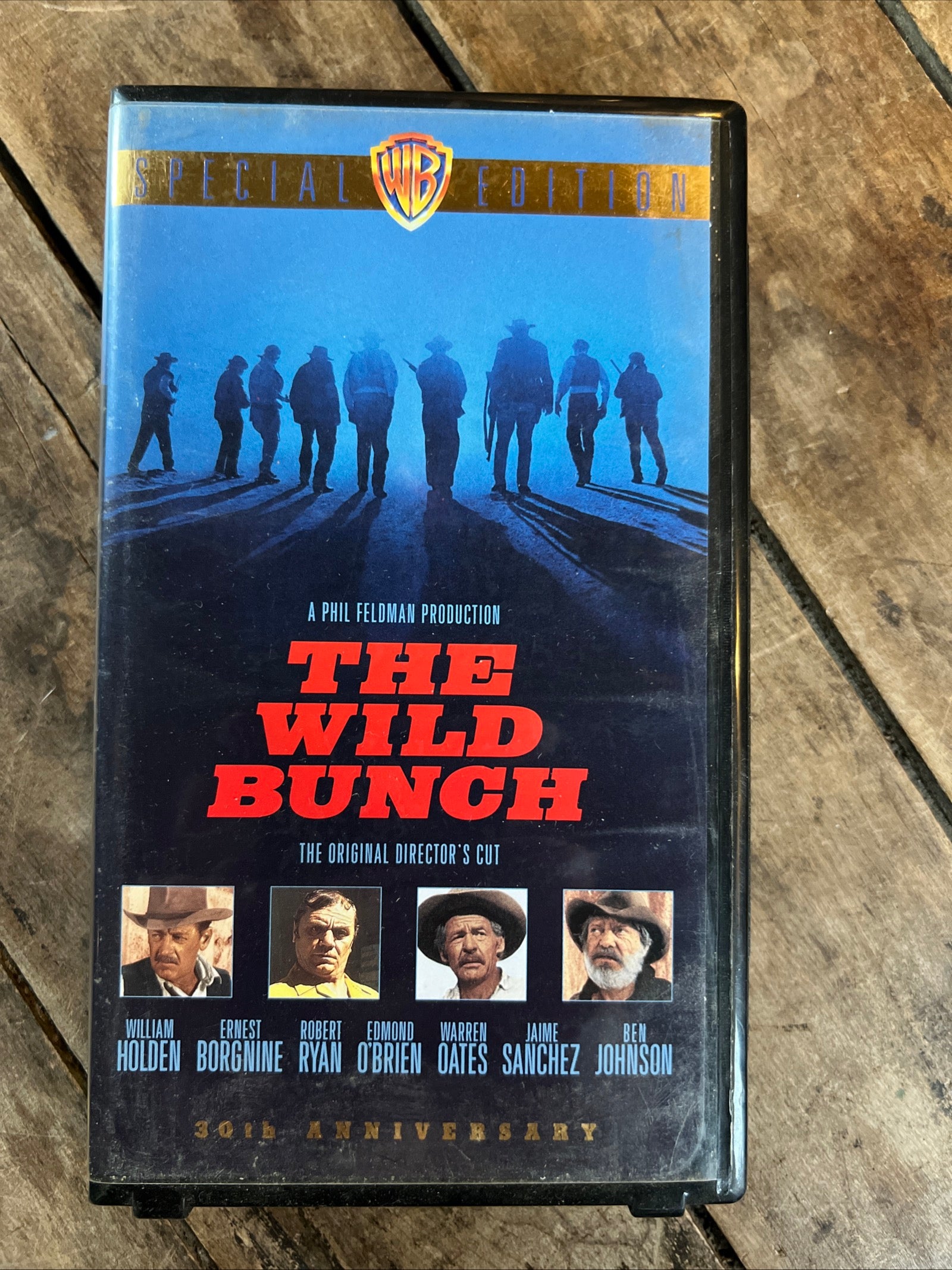 The Wild Bunch ( Clamshell VHS 1968 ) Western/ Action [R] Ernest Borgnine