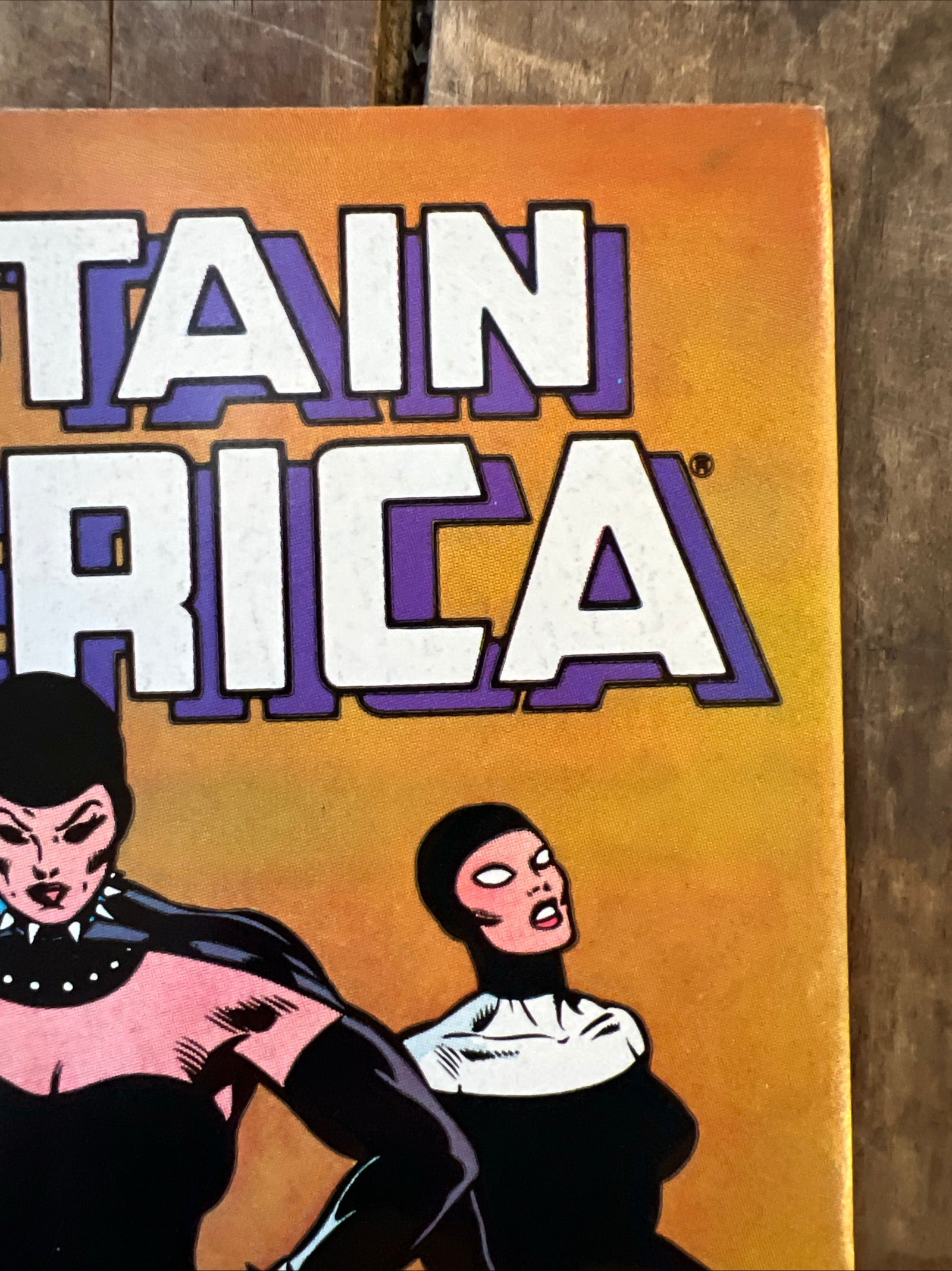 Captain America #295 (1984) Marvel Comics - When Strike …… The Sisters Of Sin!