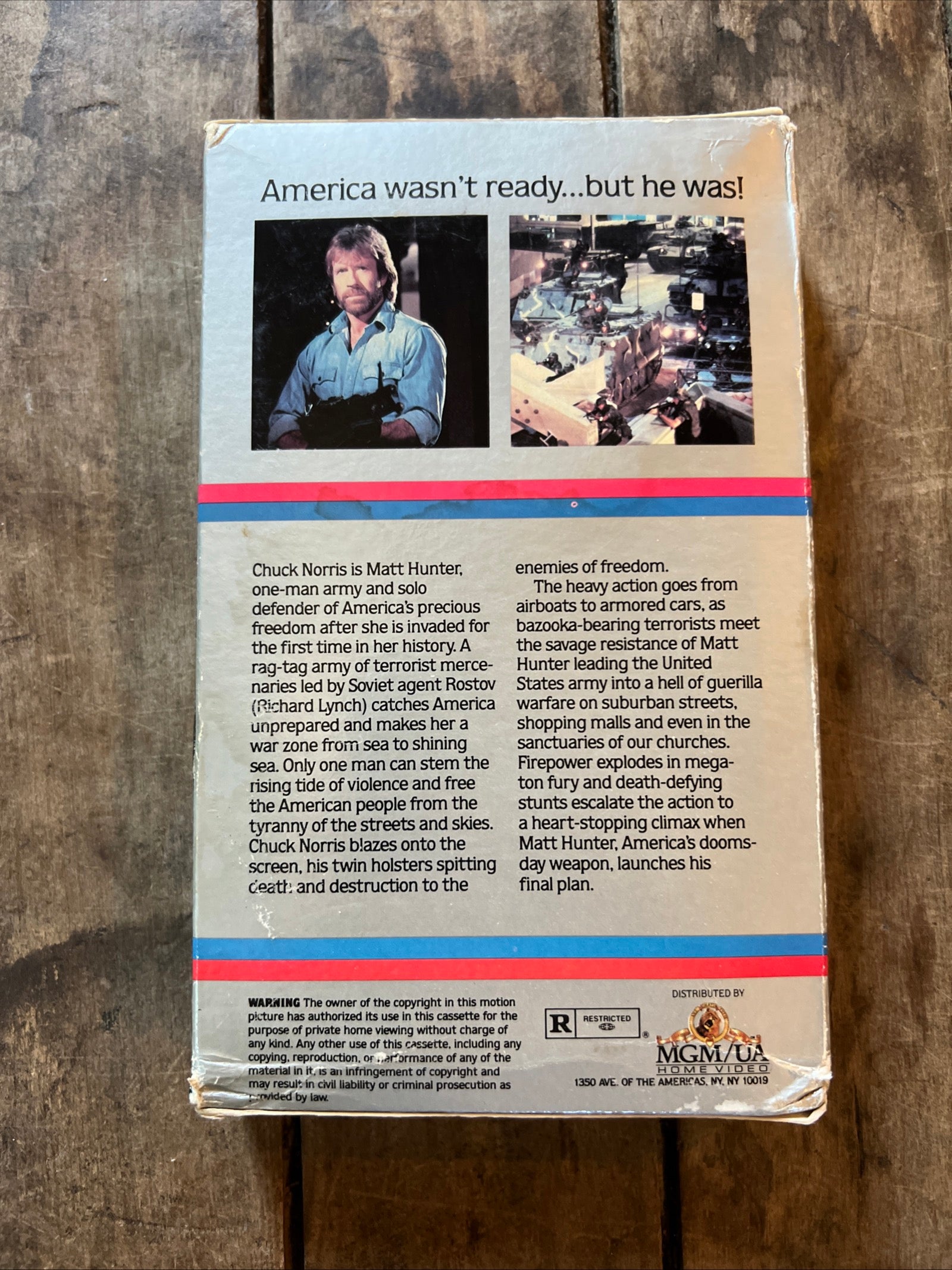 Invasion U.S.A. ( BIG BOX VHS 1985 ) Thriller / Action [R] Chuck Norris