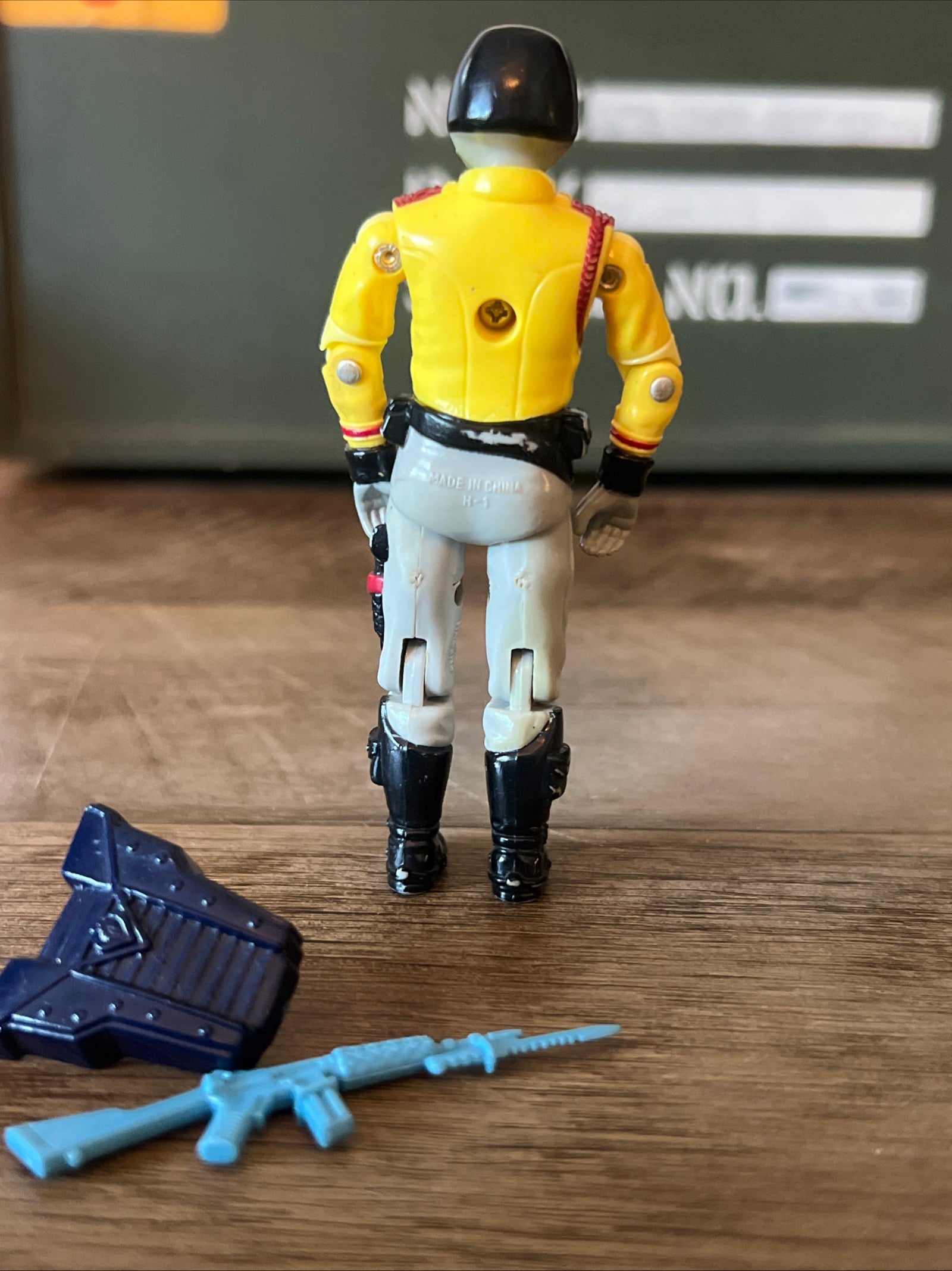 1989 Hasbro GI Joe - Python Patrol Crimson Guard Elite Trooper Action Figure & accessories
