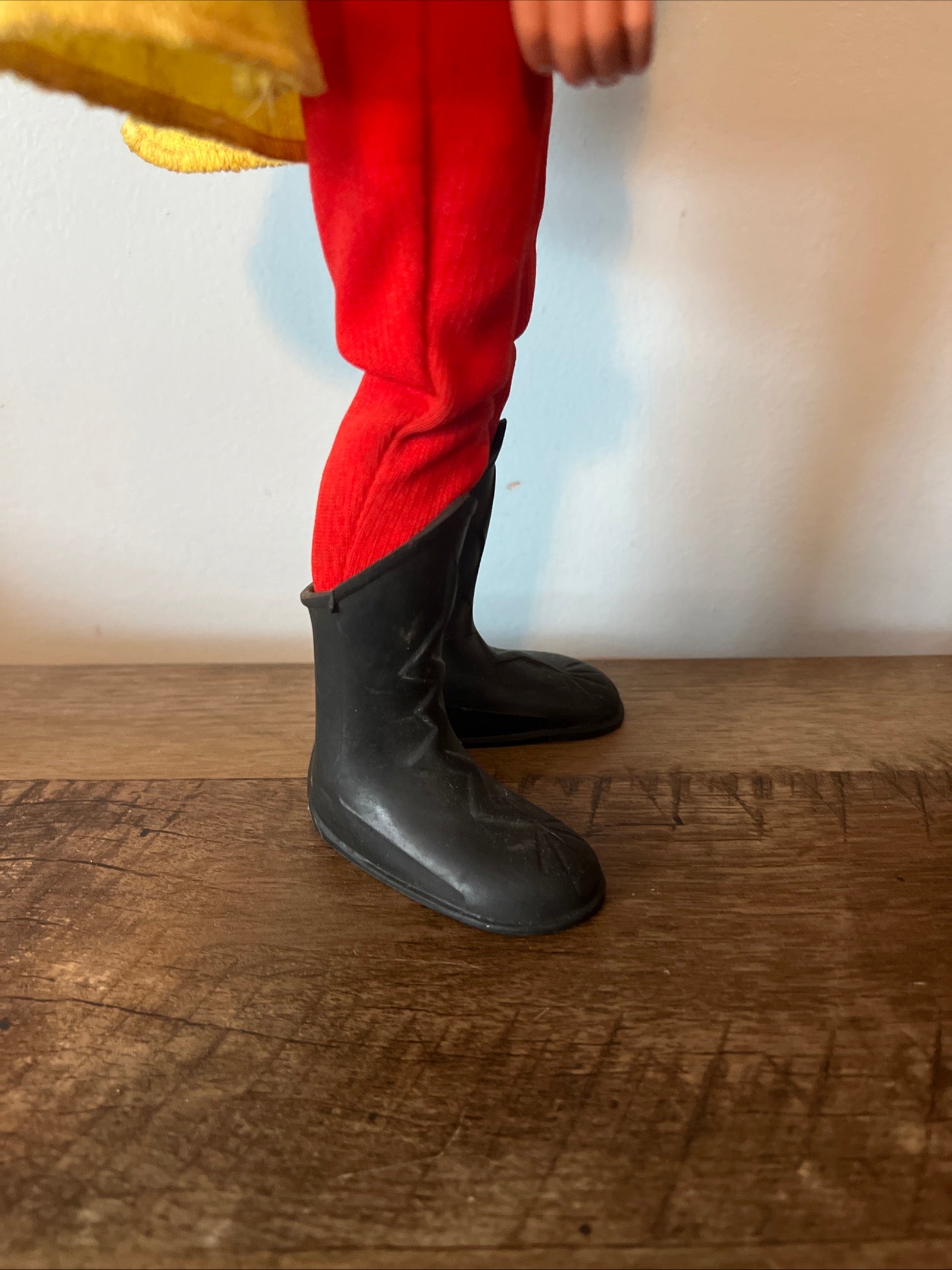 1977 Ideal - ELECTROMAN Action Figure - 16 Inch Figure