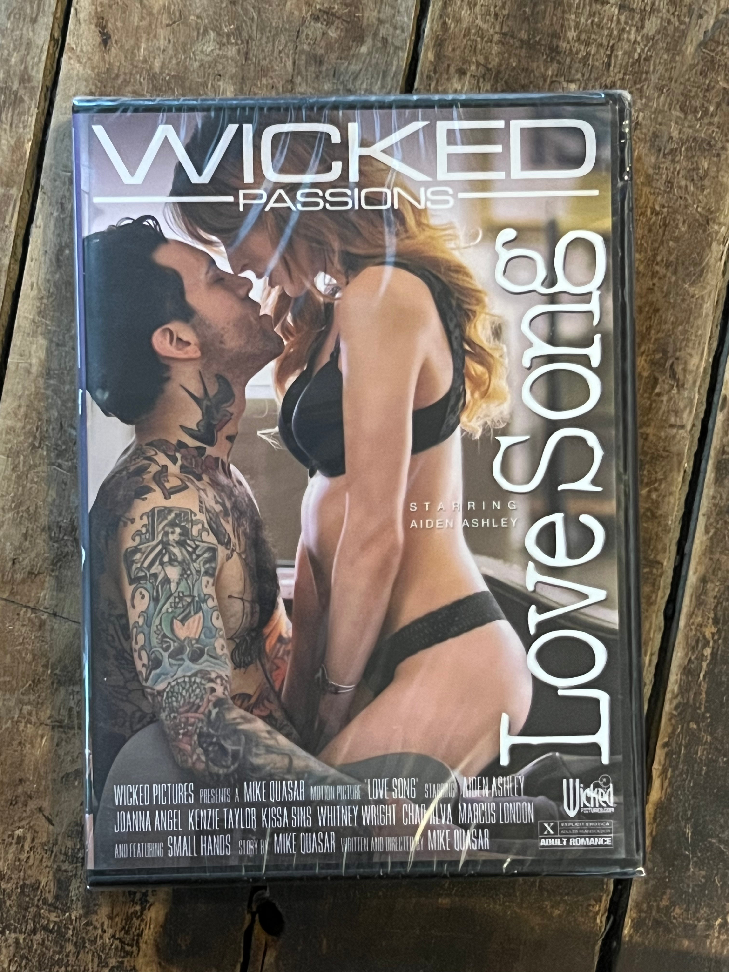 Passions - Love Song - DVD 2019 - Wicked