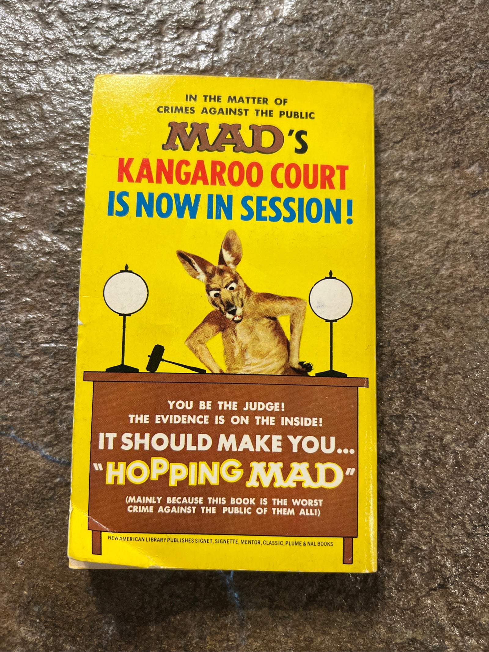 MAD MAGAZINE - Hopping MAD Paperback Book #4844 ( 1968 Signet Books )