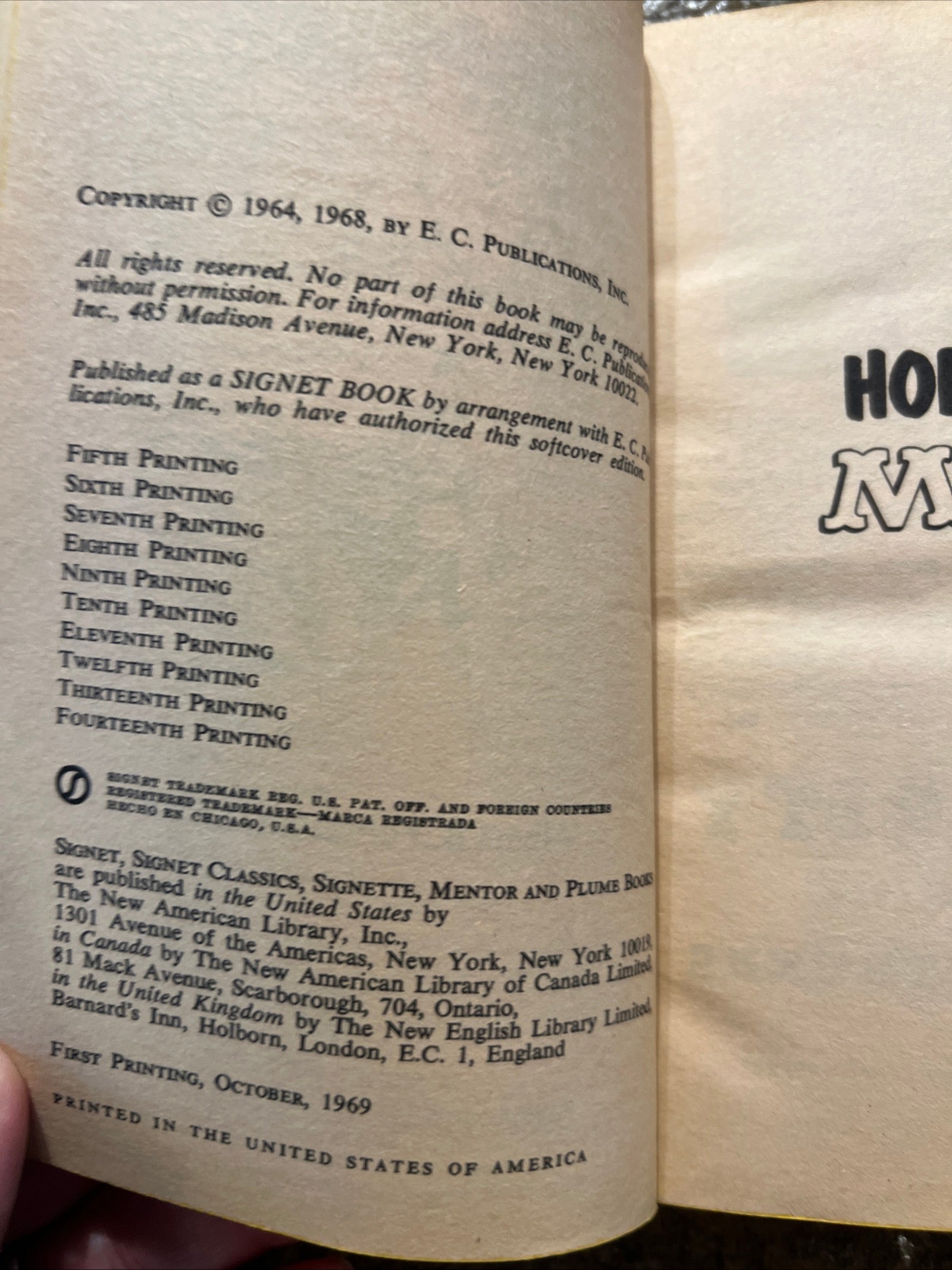 MAD MAGAZINE - Hopping MAD Paperback Book #4844 ( 1968 Signet Books )