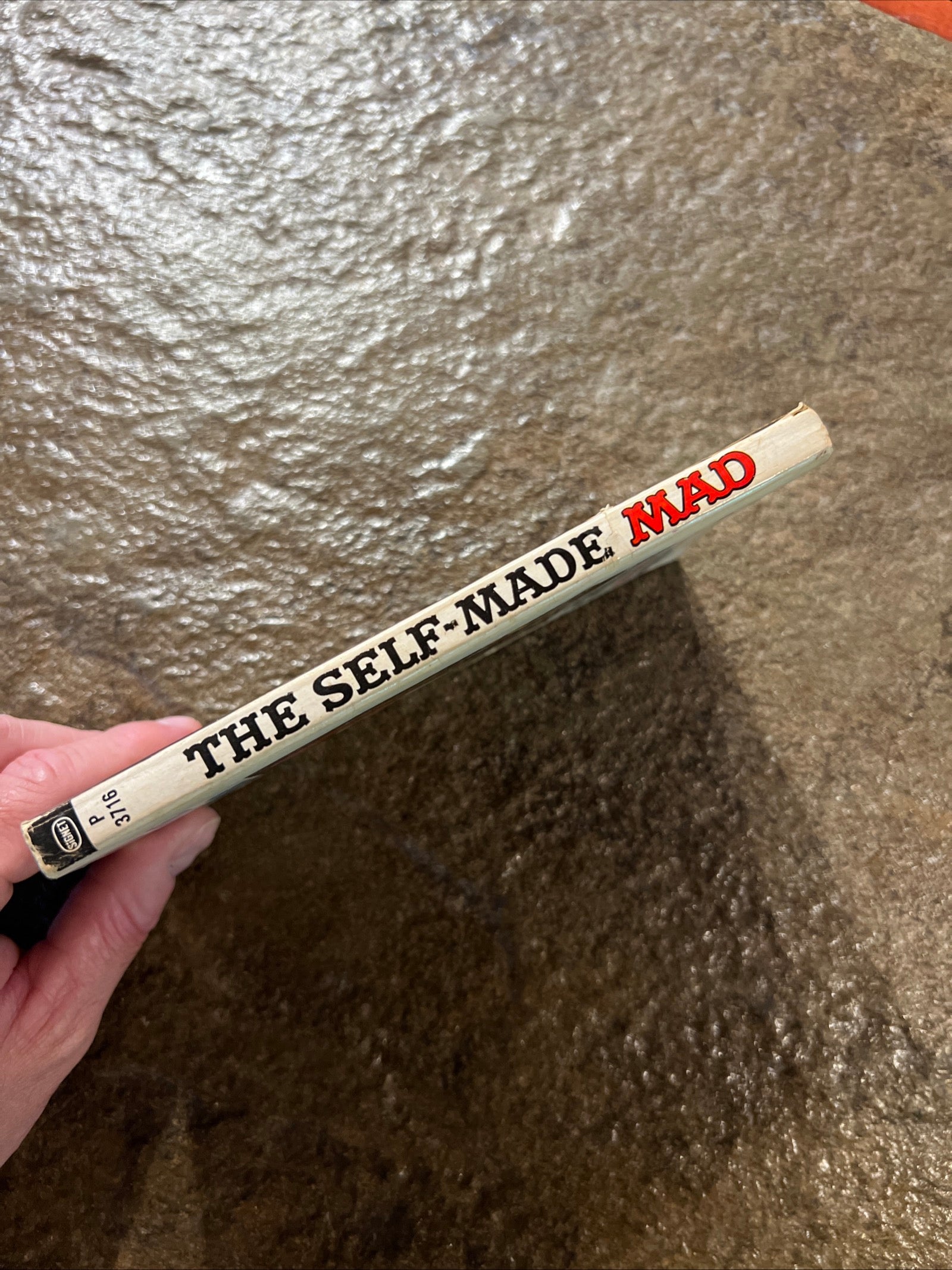 MAD MAGAZINE - The Self Made MAD Paperback Book #3716 ( 1964 Signet Books )