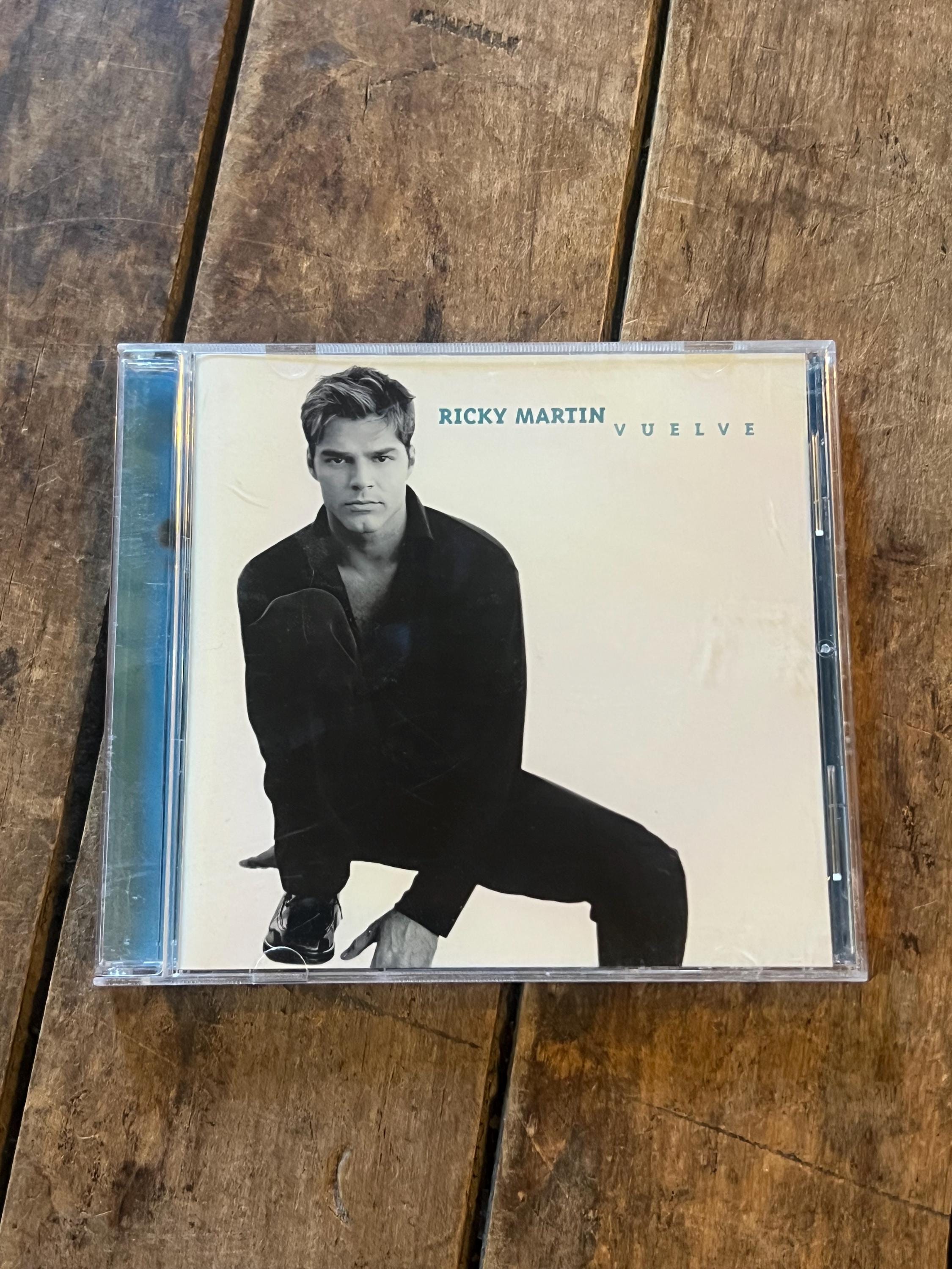 Ricky Martin VUELVE - Original Music CD  - Sony Records - 1998 Retro CD - Compact Disc - Merengue
