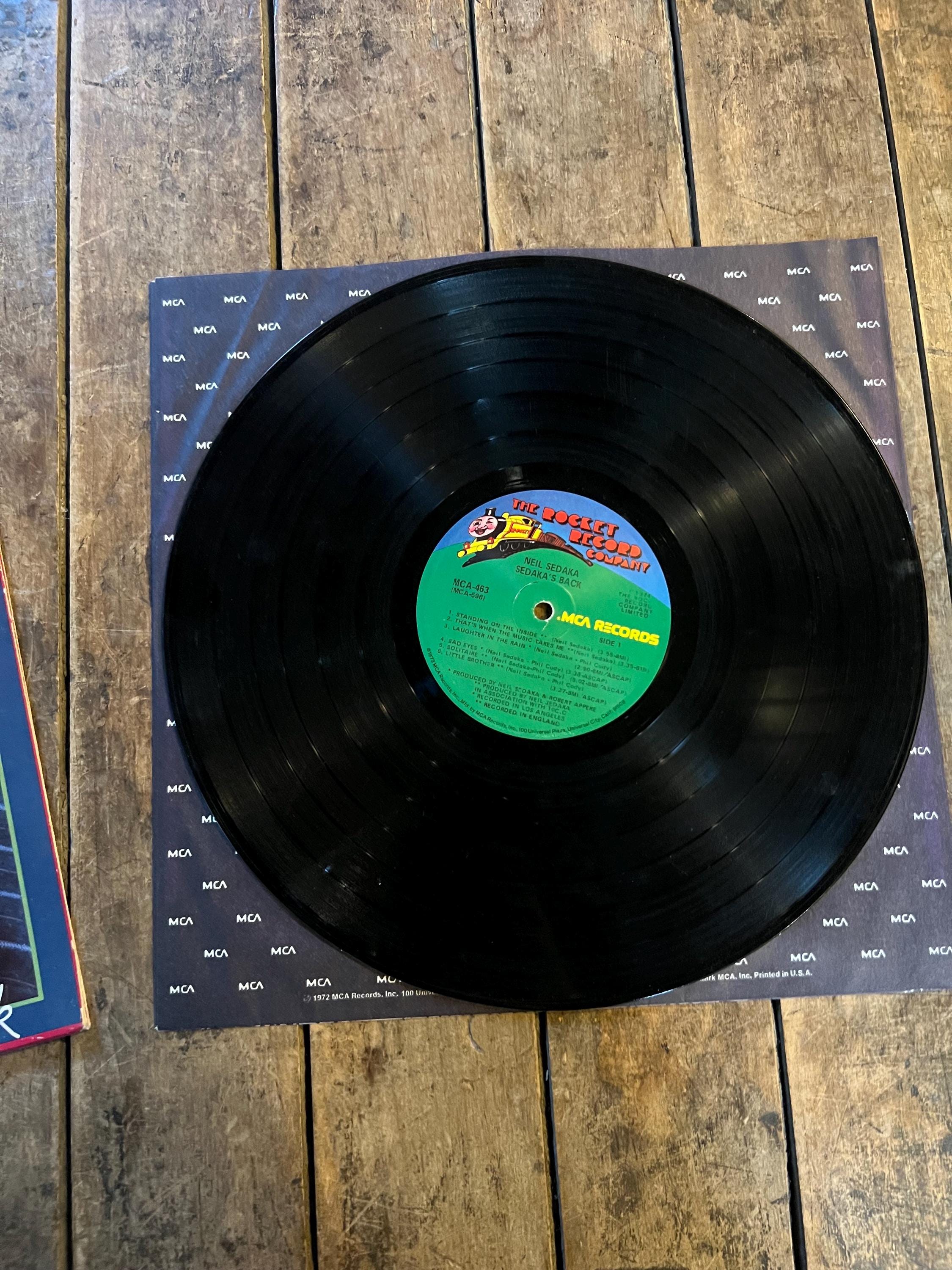 Vintage 1974 Neil Sedaka 'Sedaka's Back' LP Record - MCA Records