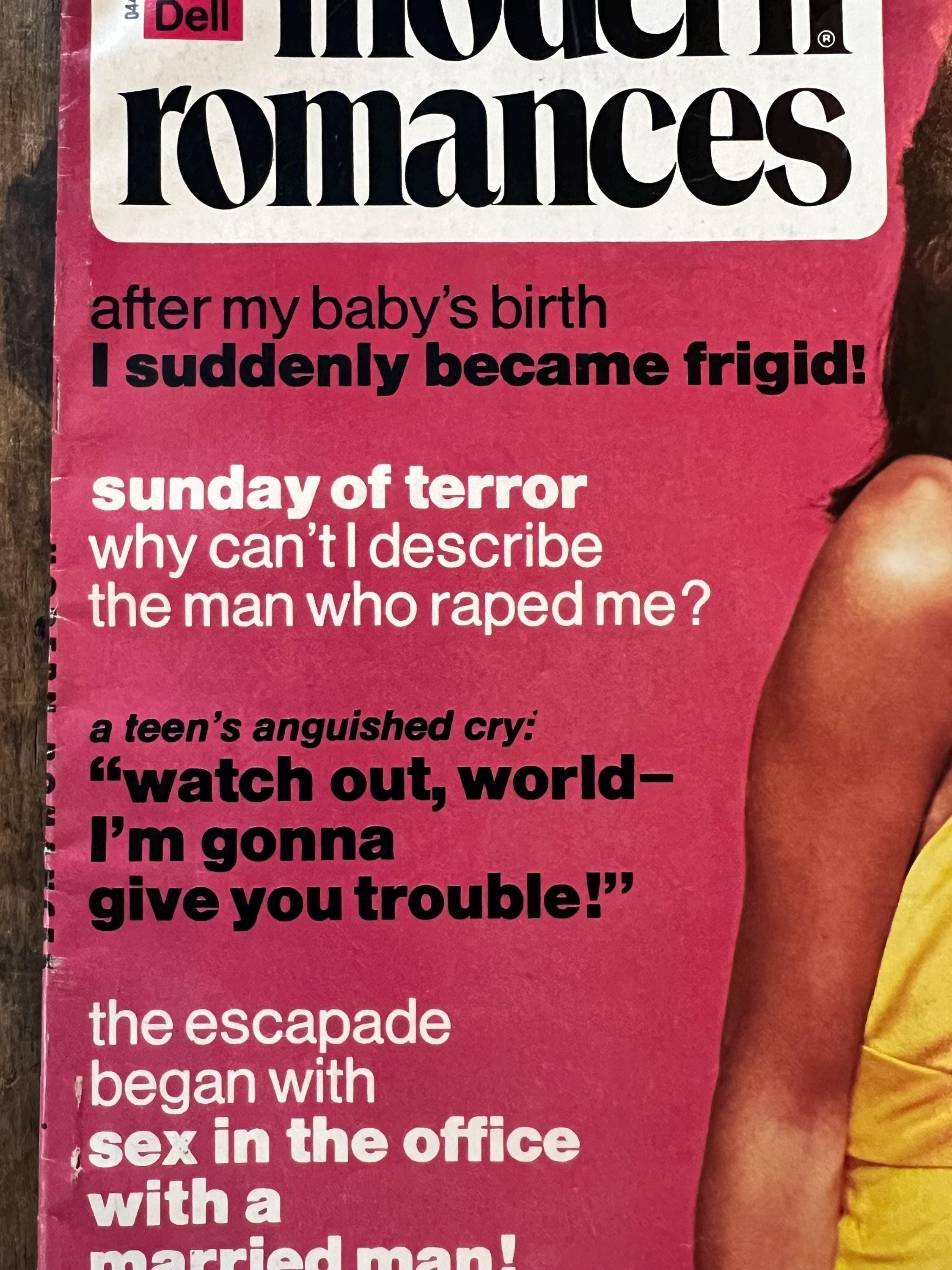 Dell Modern Romances Magazine (September 1976)  Magazine For The Young Homemaker