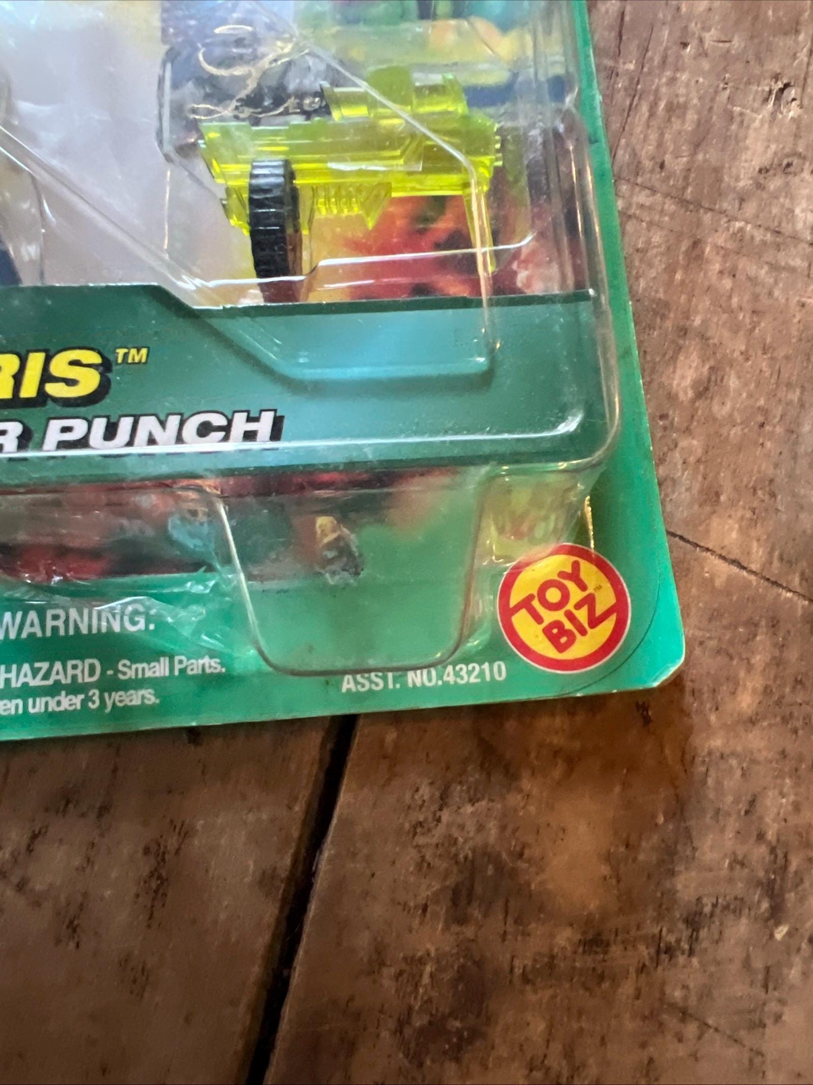 1996 Toy Biz - X-Men - POLARIS Action Figure & Trading Card - Complete Original Card