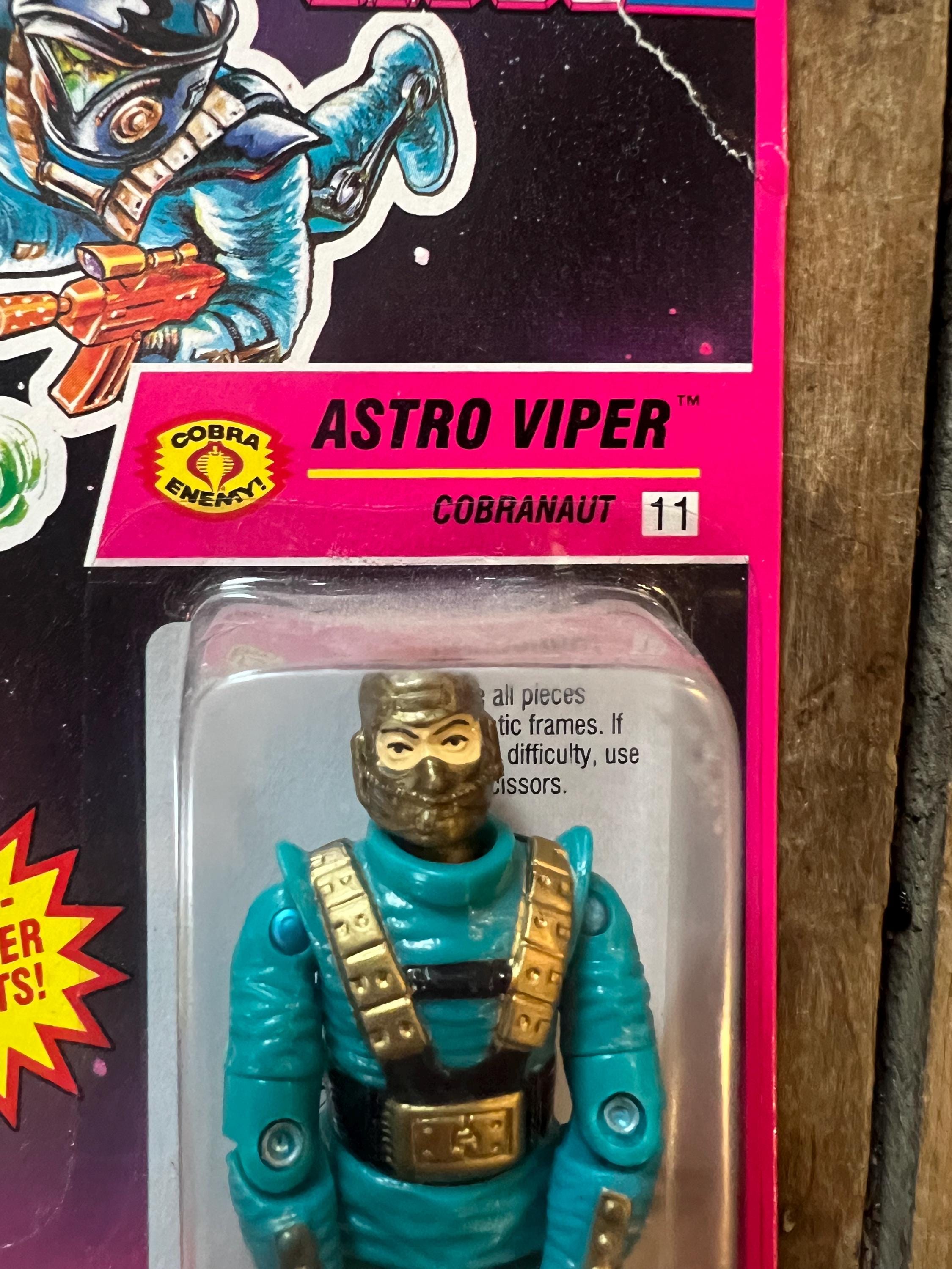 1993 Hasbro GI JOE - Astro Viper Cobranaut V2 - Star Brigade Action Figure Complete On Original Card MOC