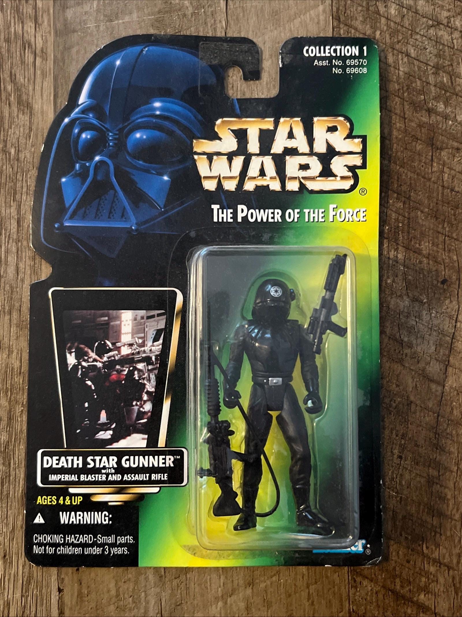 1996 Kenner Star Wars - Power Of The Force - DEATH STAR GUNNER Action Figure Complete on Card