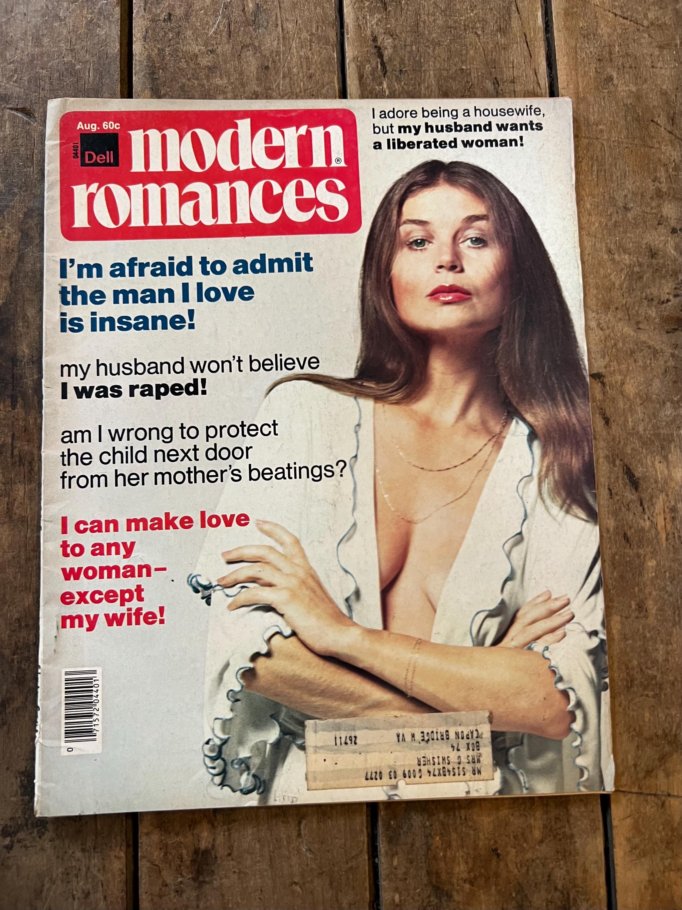Dell Modern Romances Magazine (August 1976)  Magazine For The Young Homemaker