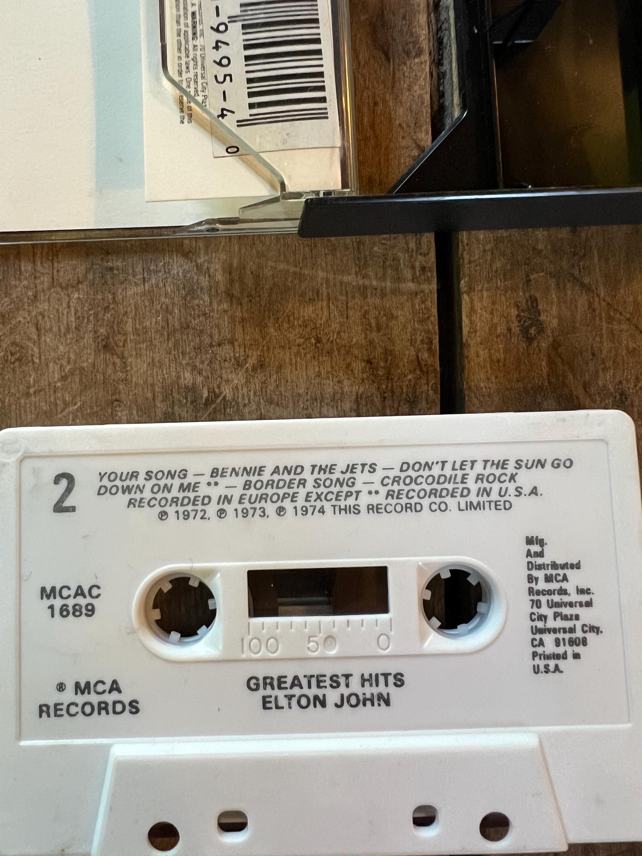 1974 Elton John's Greatest Hits Cassette Tape - MCA Records - Retro Rock & Pop