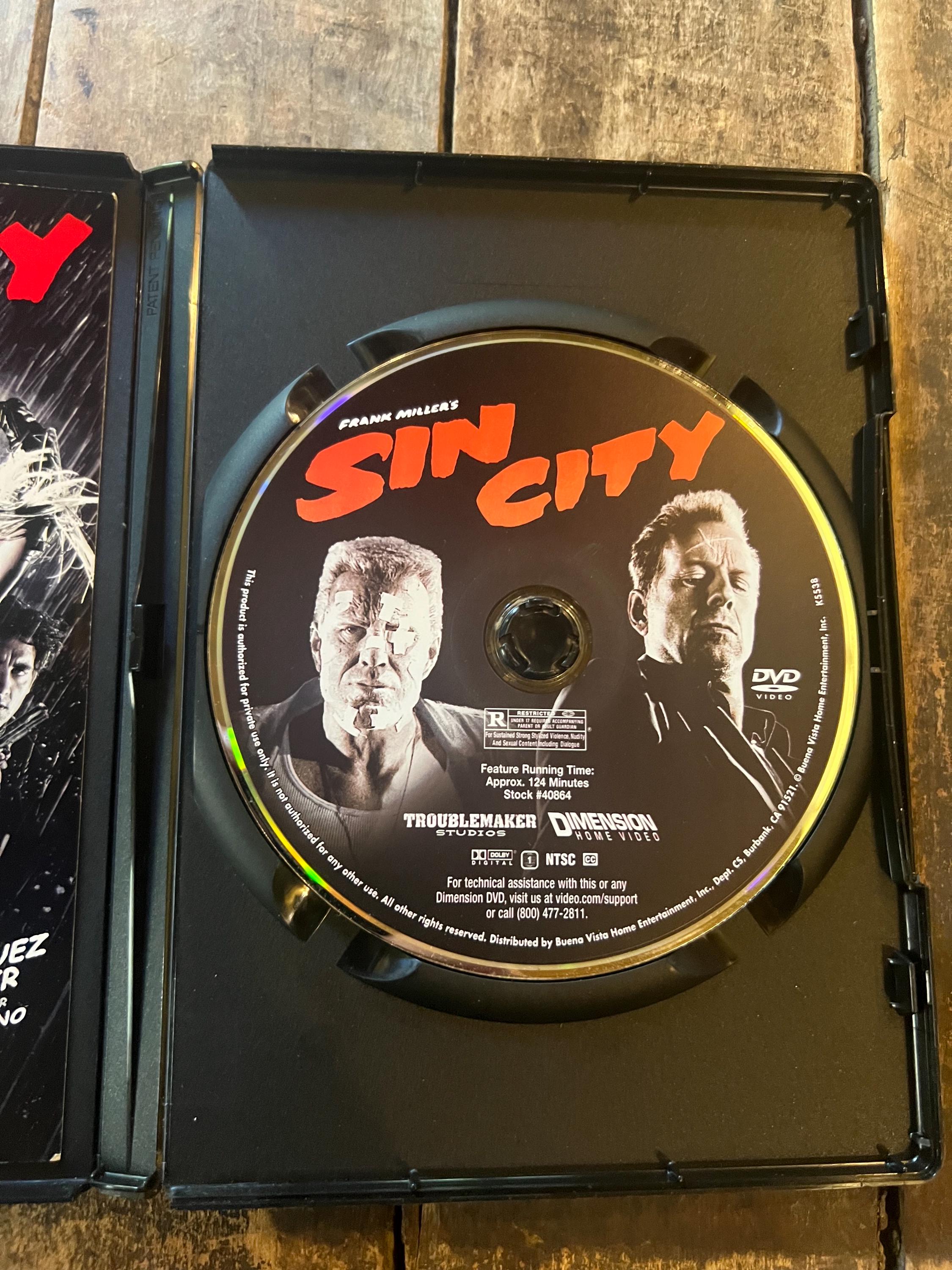 Sin City ( DVD 2005 )  Starring Bruce Willis, Mickey Rourke & Jessica Alba