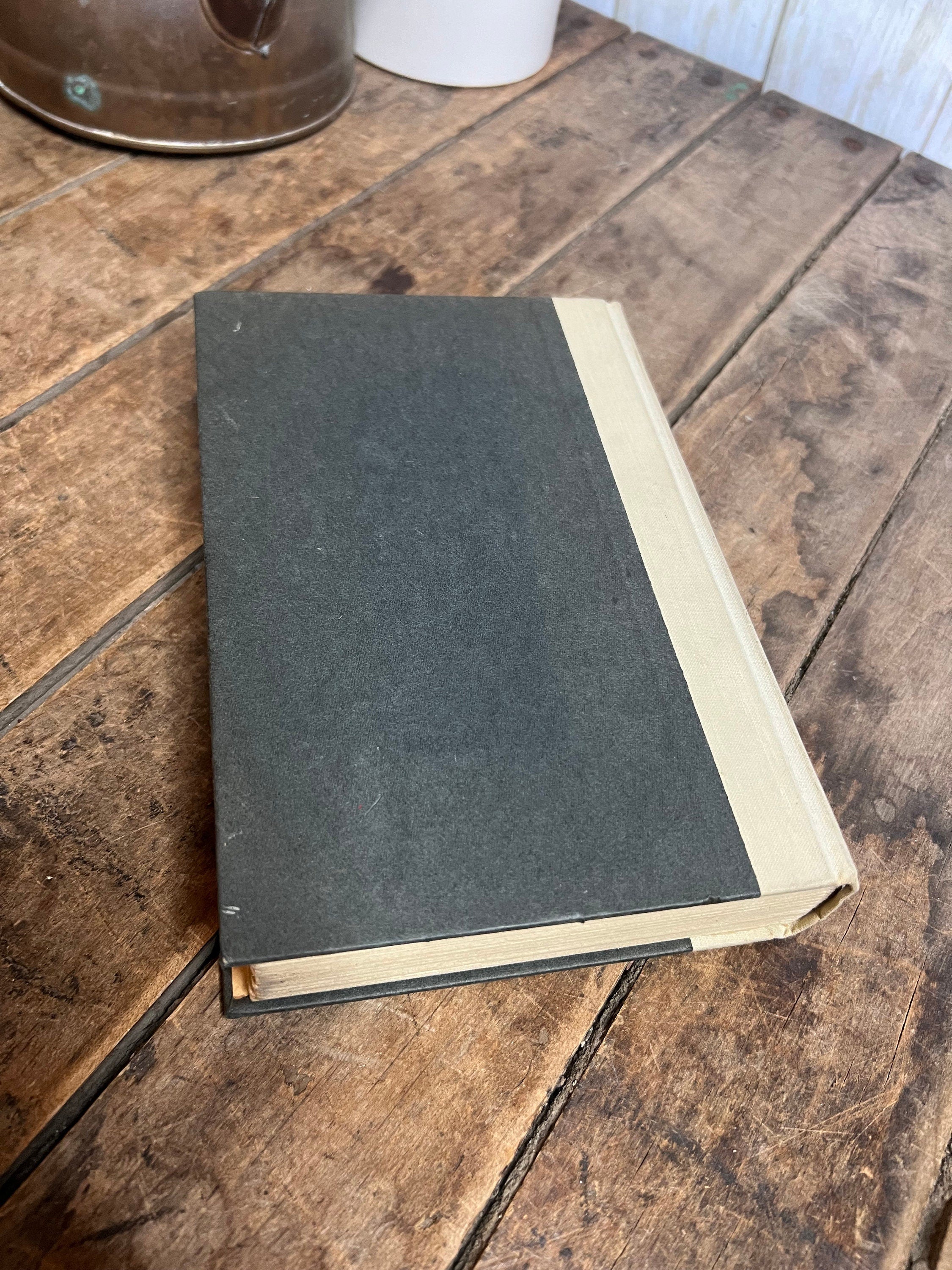 The Secret of Santa Vittoria Hardcover Book - 1966 8th Printing