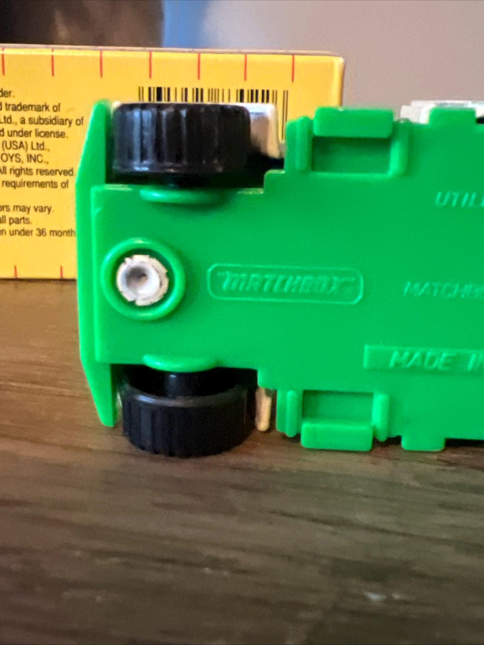 1993 Matchbox - MB33 Utility Truck in Original Box - Tree Care Bucket Truck