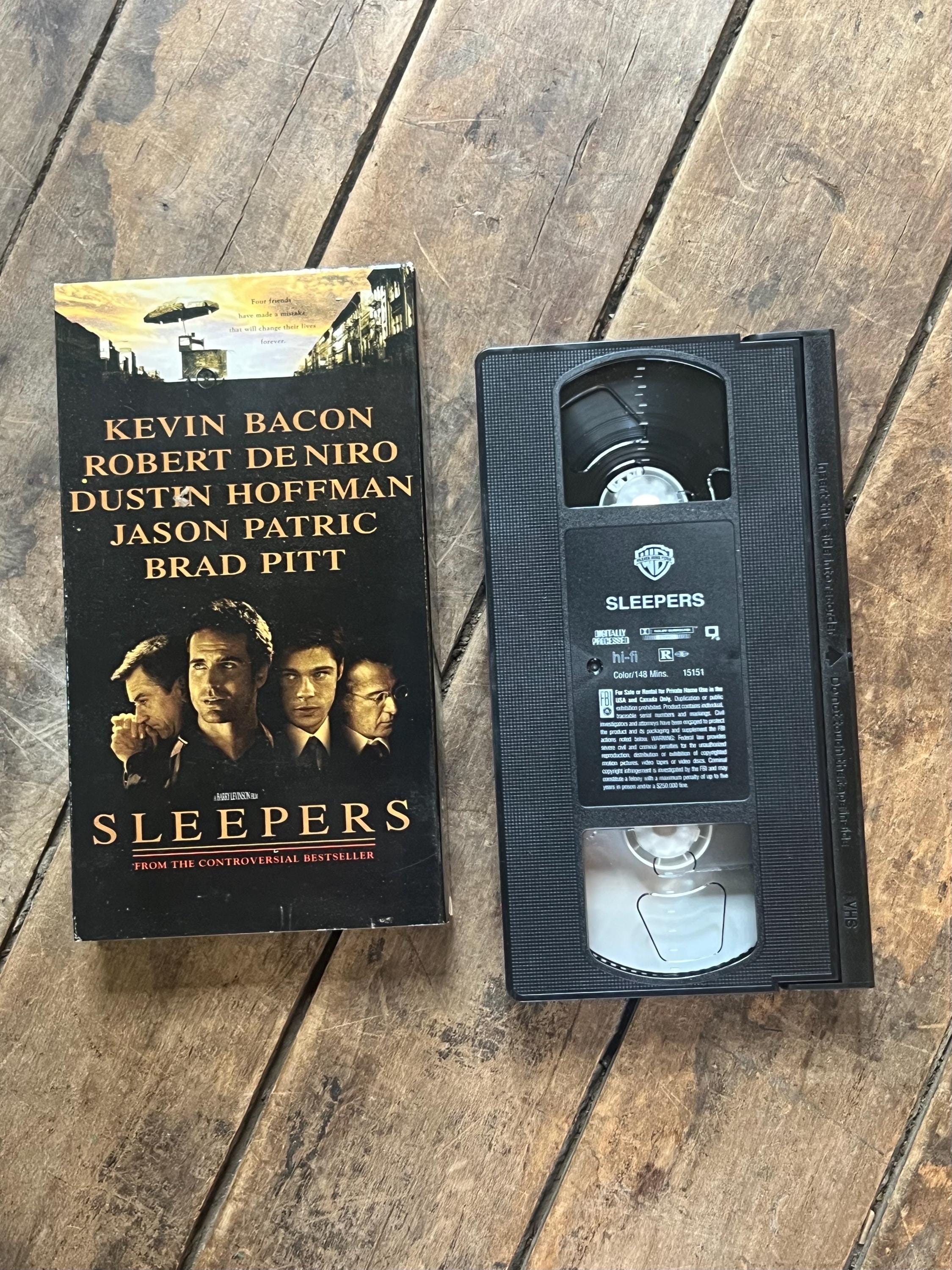 SLEEPERS - VHS Movie ( 1996 ) - Starring Robert DeNiro, Brad Pitt & Kevin Bacon