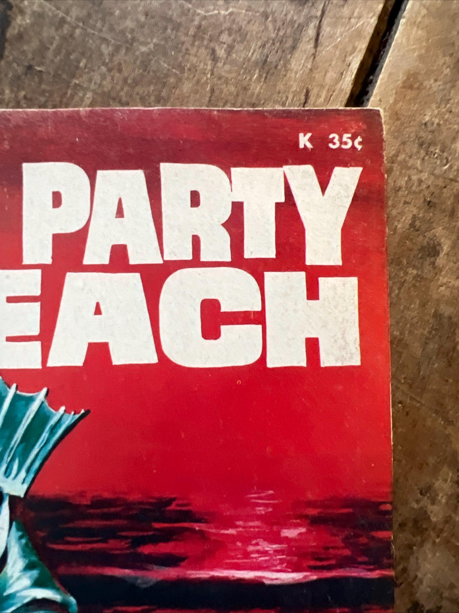 The Famous Films HORROR Of Party Beach (1964) Photo Story Board Magazine